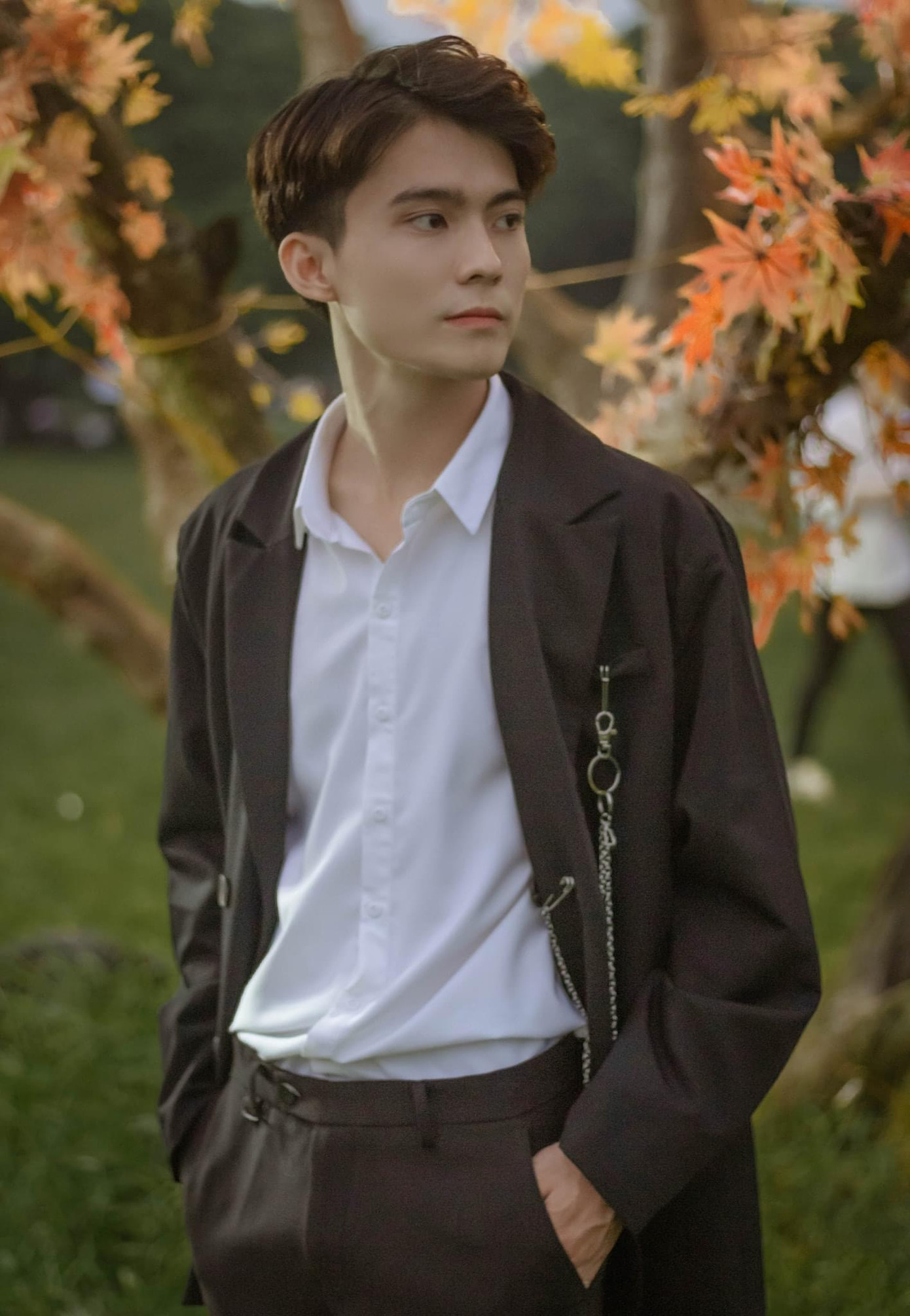 “Lụi tim” trước vẻ điển trai của ‘nam thần’ Học viện Tòa án ảnh 5