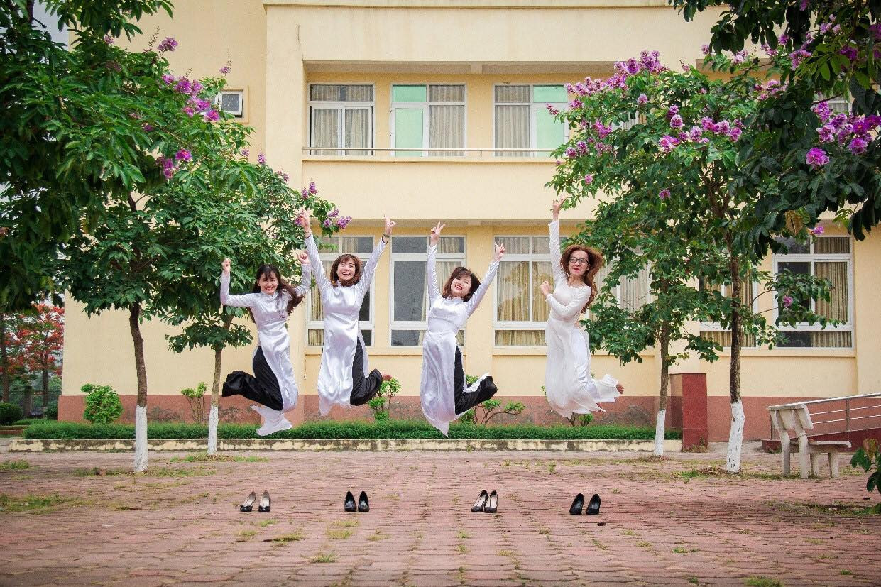 Những tọa độ “check in” đẹp mê mẩn tại Đại học Đại Nam ảnh 10