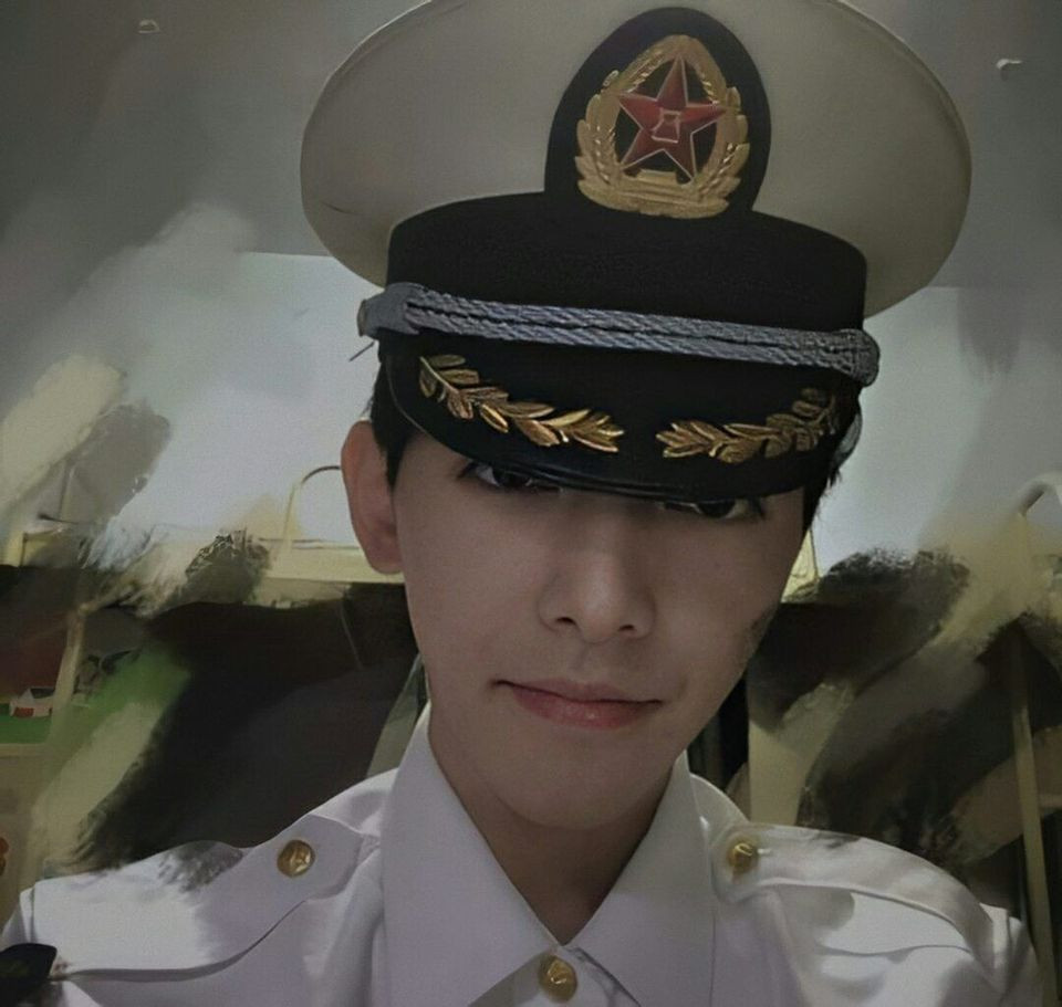 “Lost in Trùng Khánh” trước nhan sắc của cựu nam sinh trường Amsterdam mang hai dòng máu ảnh 6