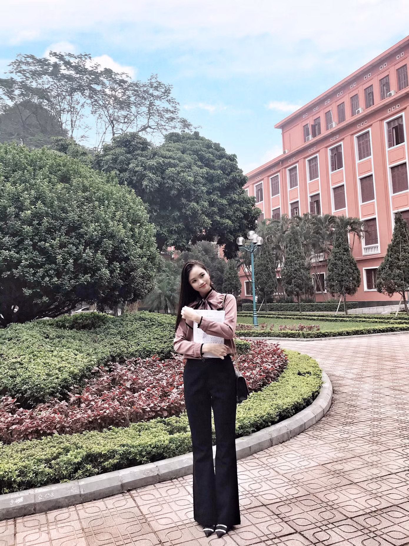 Hãy sống hết mình, đừng để sau này phải nuối tiếc vì những điều chưa làm! ảnh 14
