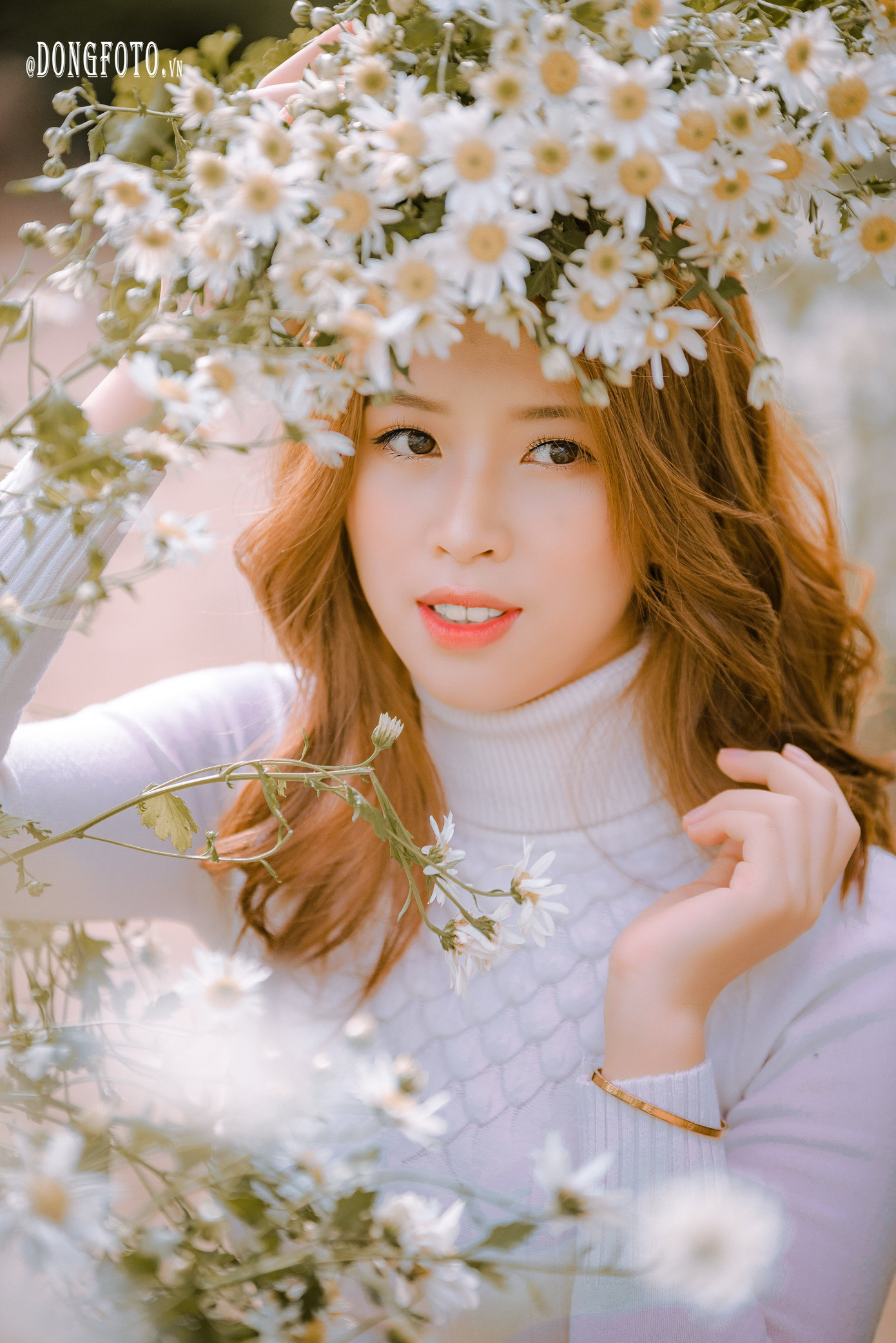 Ngẩn ngơ nét đẹp “nàng thơ” trong bộ ảnh cúc họa mi trắng ảnh 1