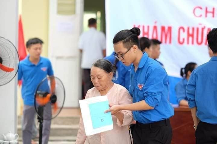 Tháng Bảy tri ân: Chuỗi hoạt động ý nghĩa của tuổi trẻ trường Đại học Y Dược Thái Nguyên ảnh 2