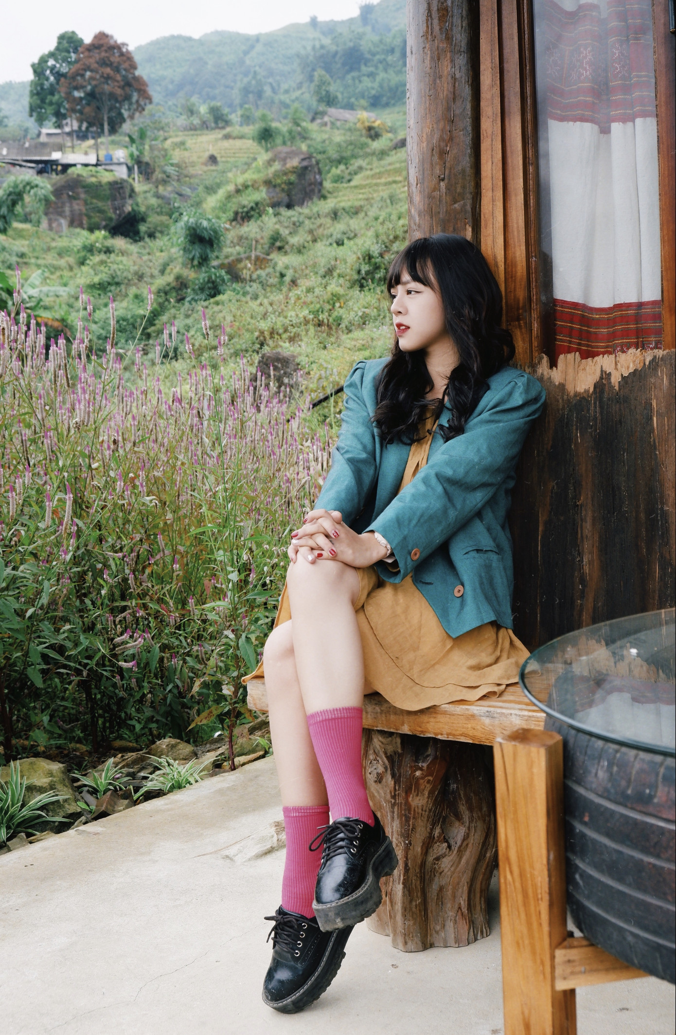 Cô sinh viên khoa Luật đam mê dẫn chương trình ảnh 13