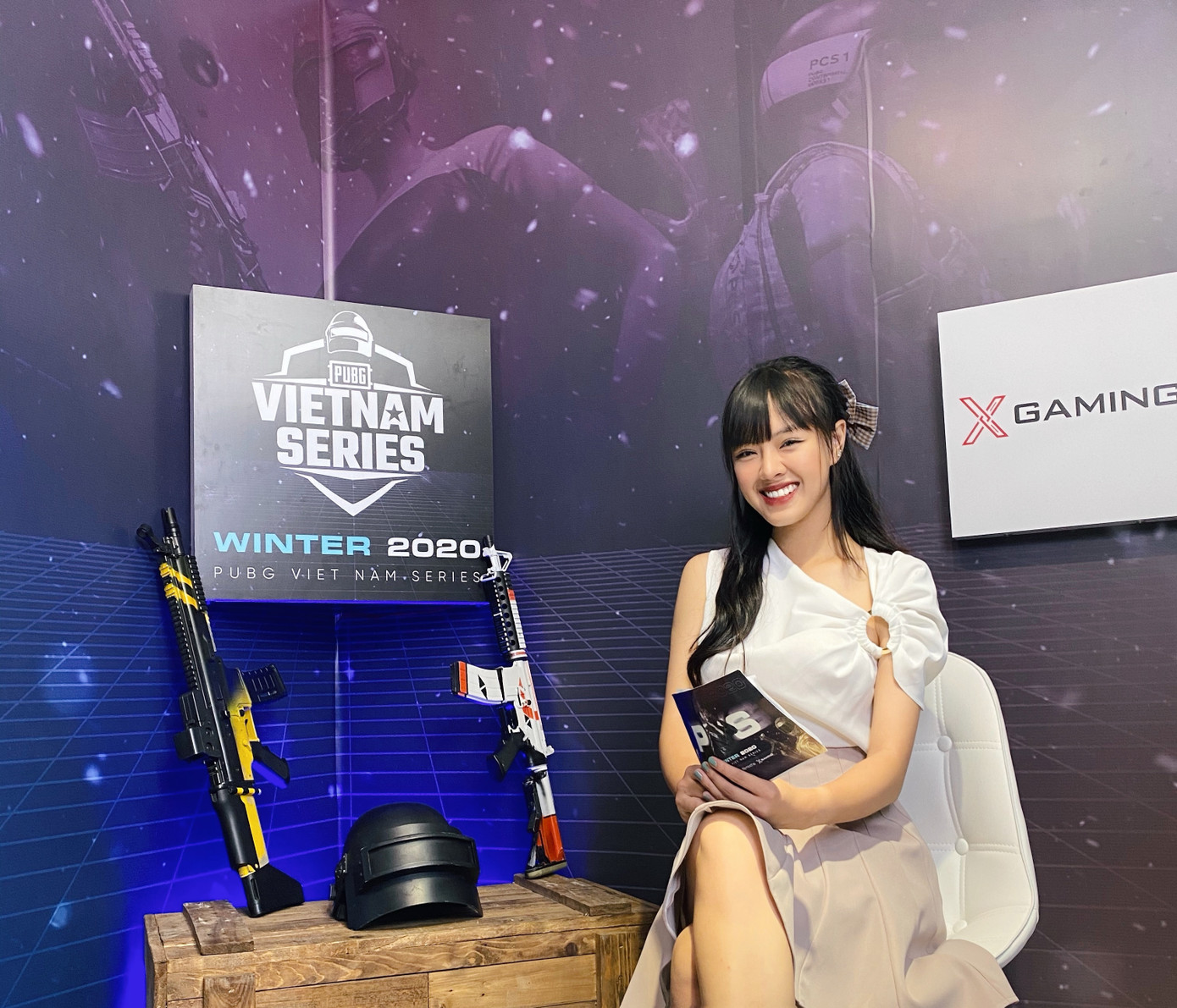 Cô sinh viên khoa Luật đam mê dẫn chương trình ảnh 12