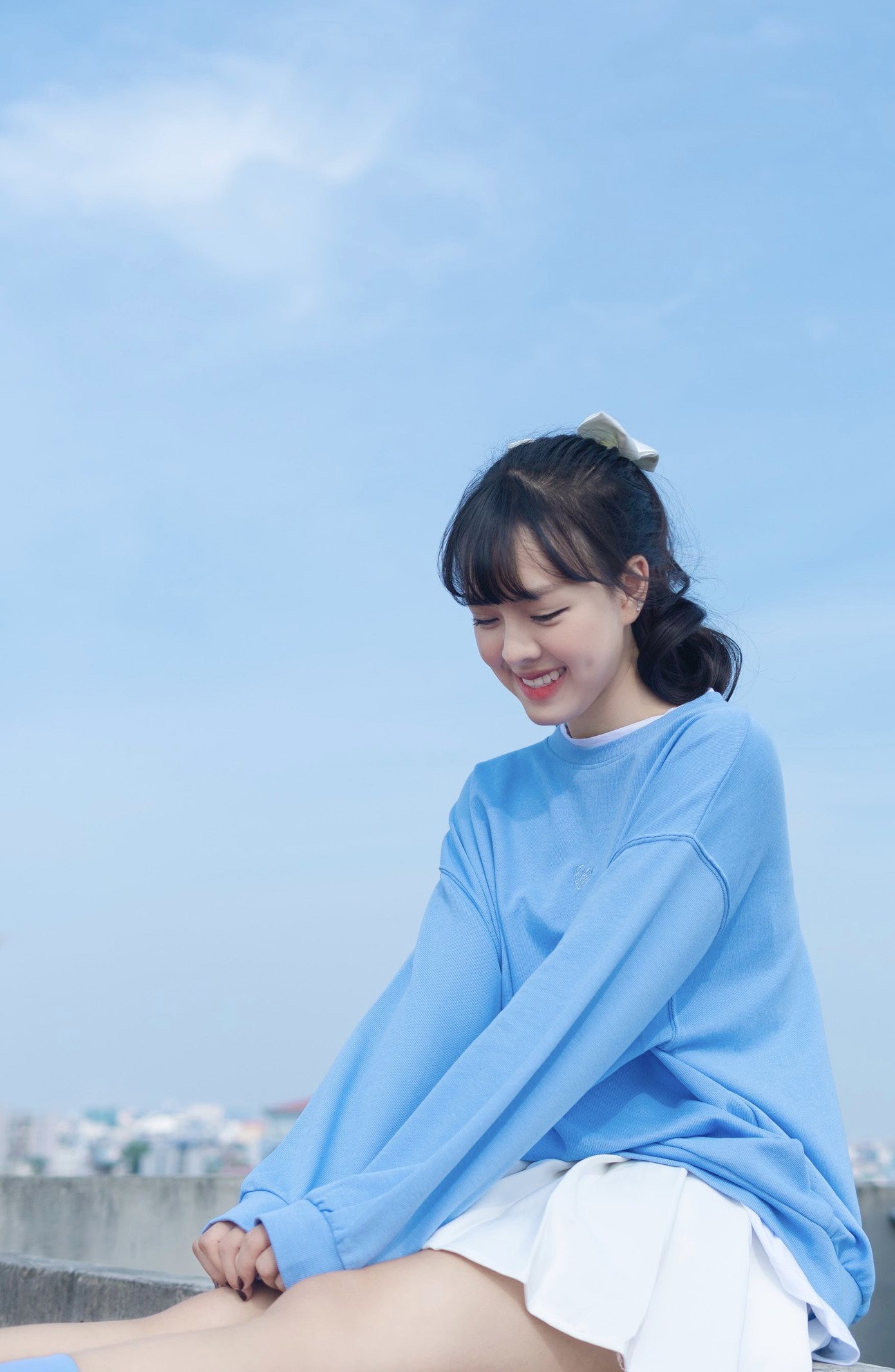 Cô sinh viên khoa Luật đam mê dẫn chương trình ảnh 8