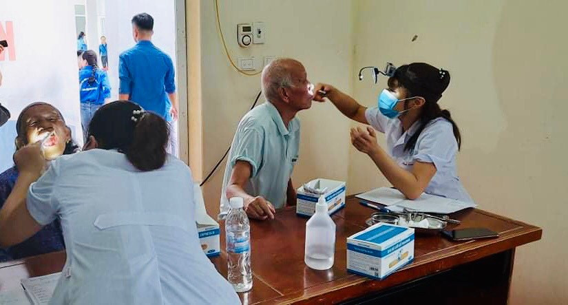 Hành trình Tháng Bảy tri ân tình nguyện của tuổi trẻ trường Đại học Y Dược Thái Nguyên ảnh 4