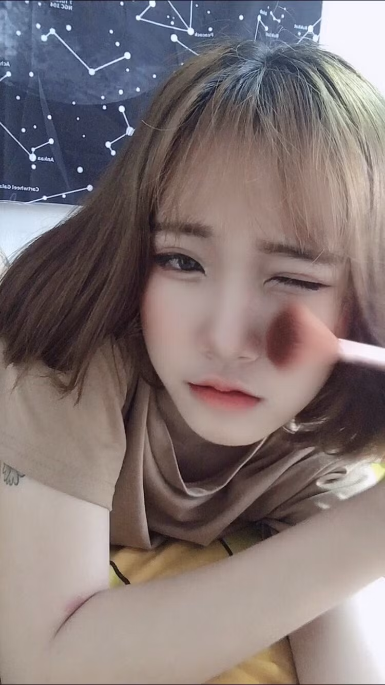 10X nghỉ học giữa chừng theo nghề make-up: “Tôi hạnh phúc vì được làm điều mình yêu” ảnh 3