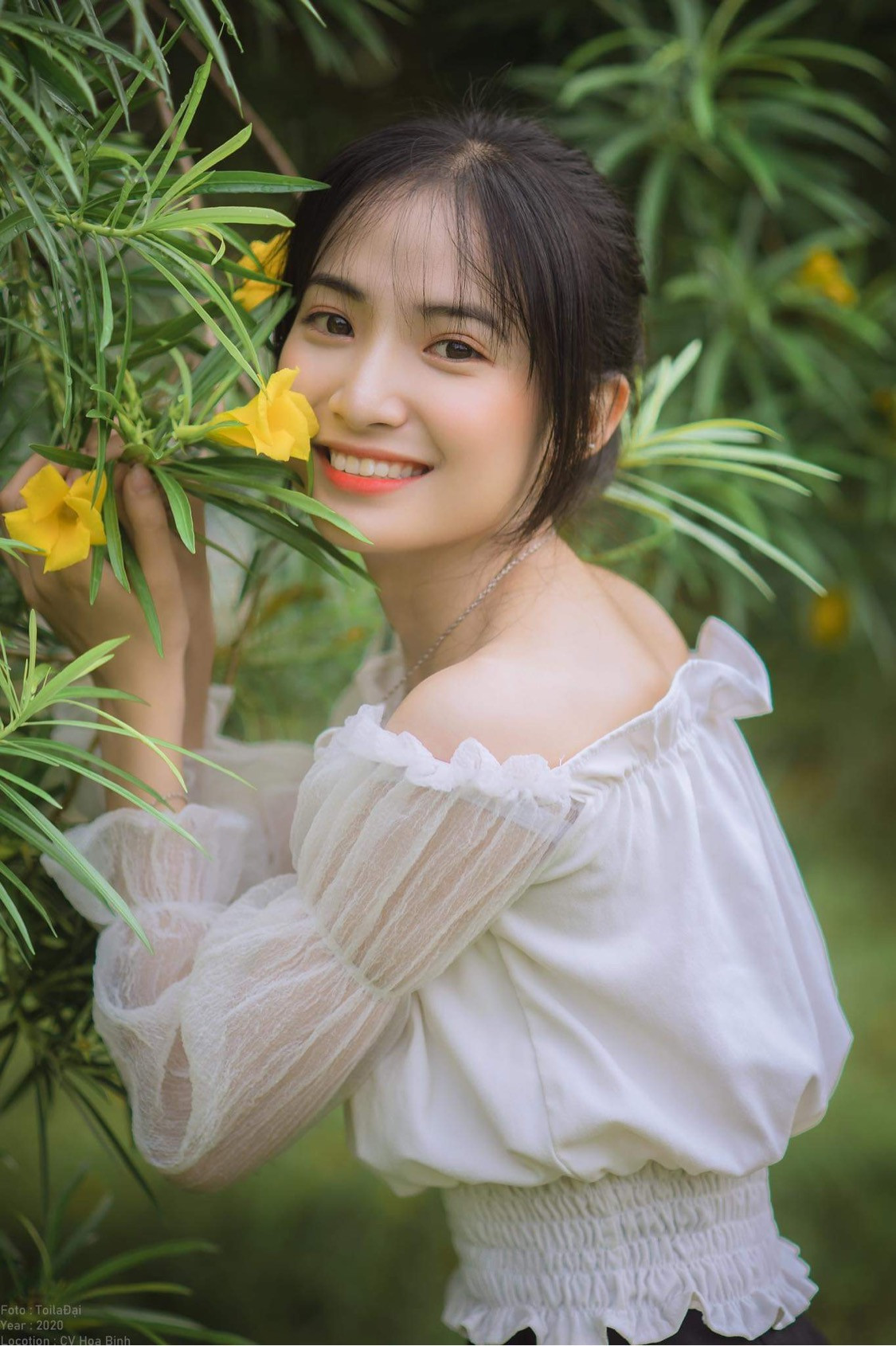 Vẻ đẹp trong veo tựa ‘nàng thơ’ của nữ sinh trường Cao đẳng Sư phạm Trung ương ảnh 13