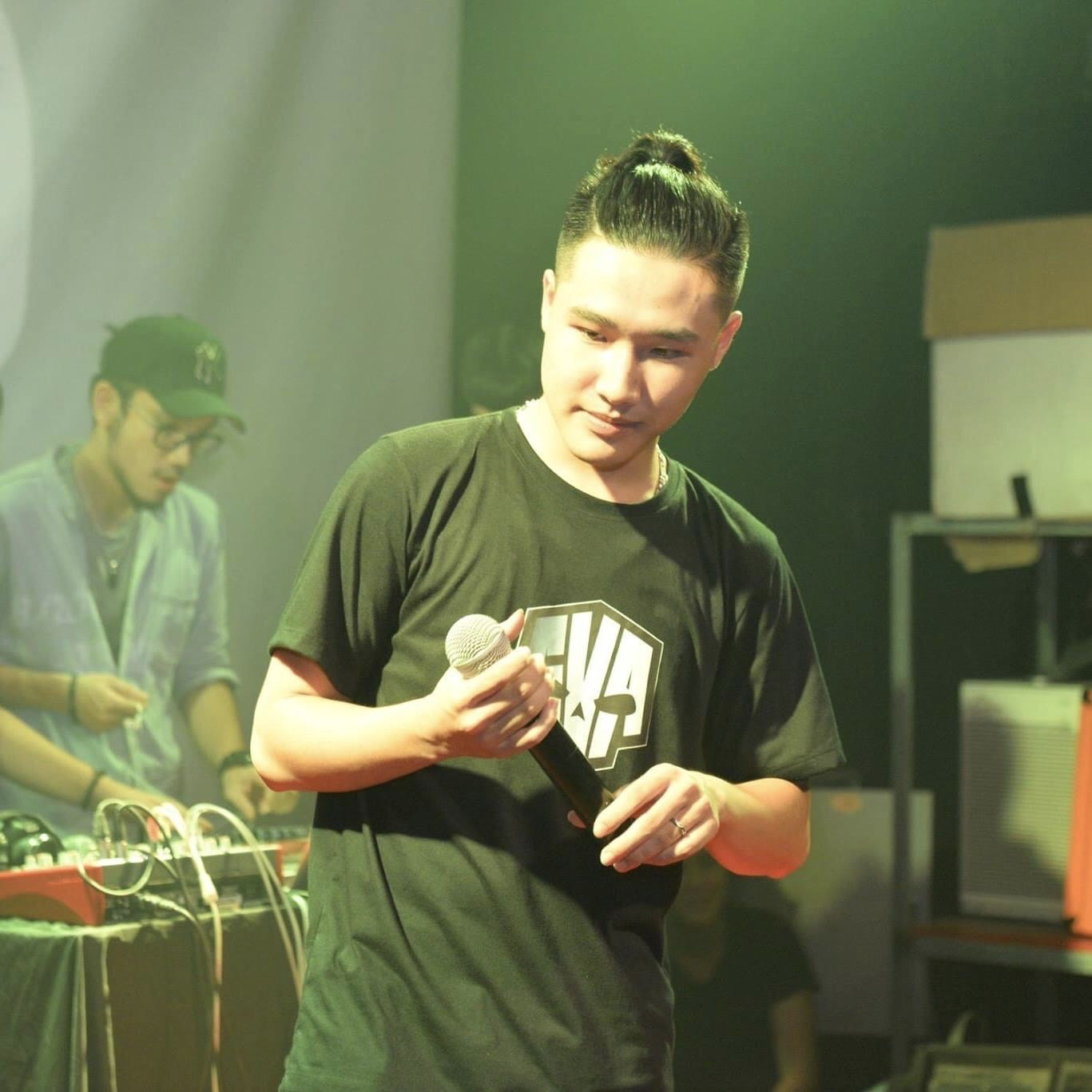 Deus Tiến Đạt: Chàng nghệ sĩ đa tài thành công nhờ bền bỉ theo đuổi đam mê ảnh 4