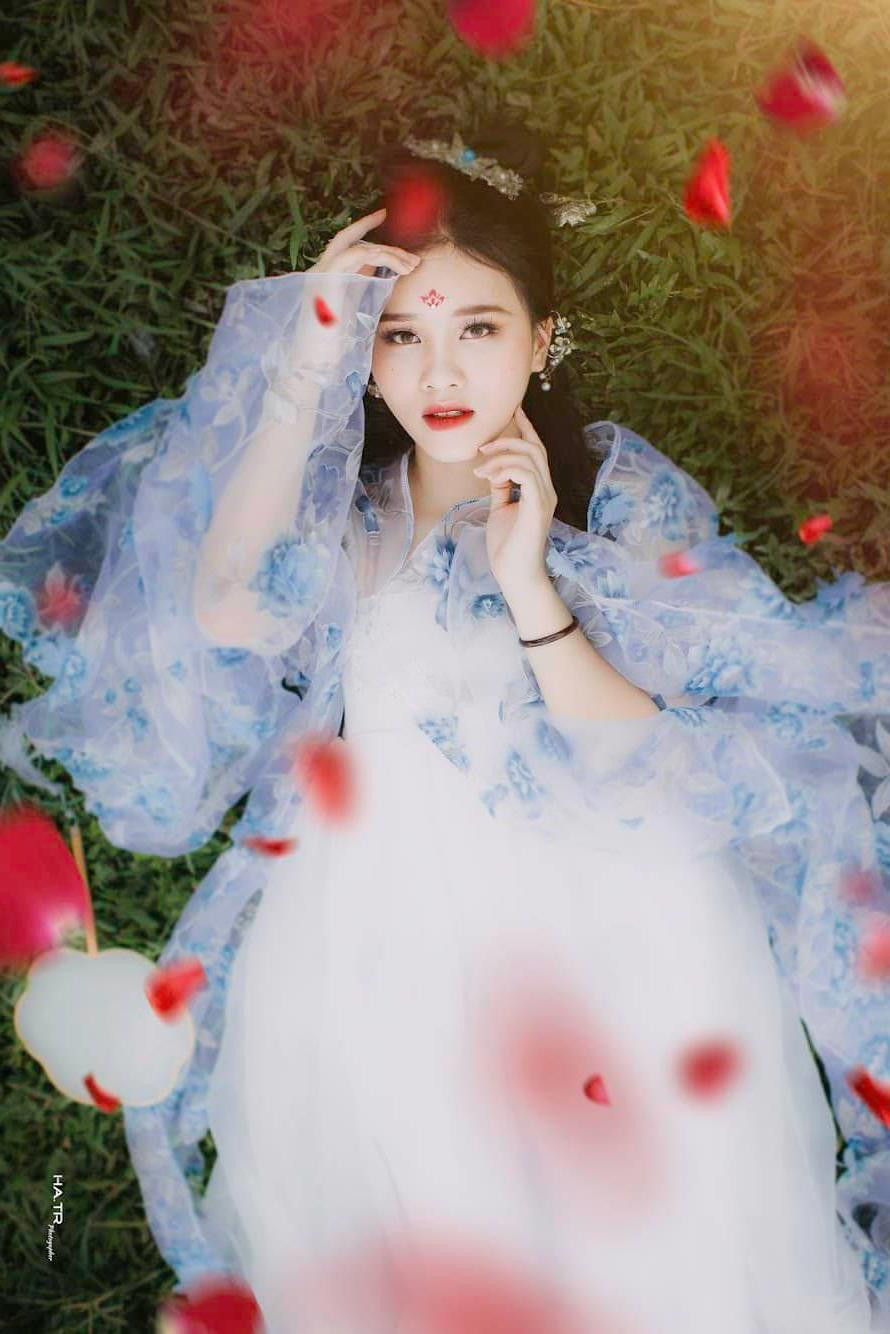 Hot Tiktoker Ngoại thương đa tài mê tình nguyện: Cháy bỏng ước mơ làm tiếp viên hàng không ảnh 4