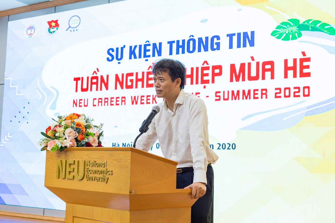 Hàng nghìn cơ hội nghề nghiệp cho sinh viên Kinh tế Quốc dân tại “Neu career week 2020” ảnh 1