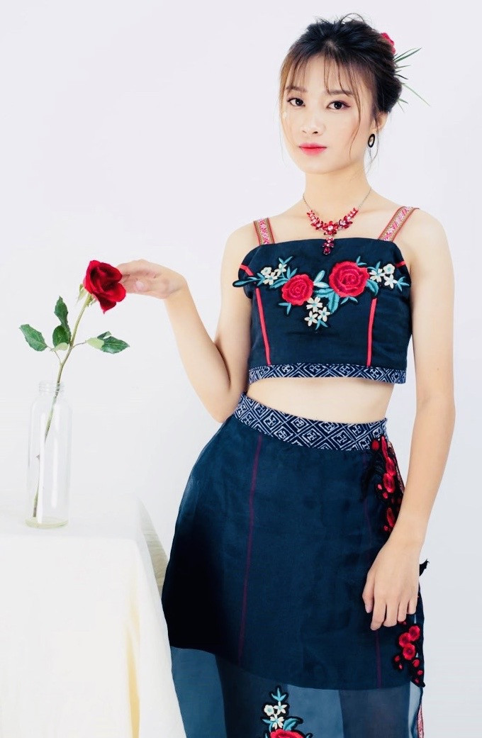 Vẻ đẹp tỏa sáng của nữ sinh đến từ miền đất đỏ bazan ảnh 11