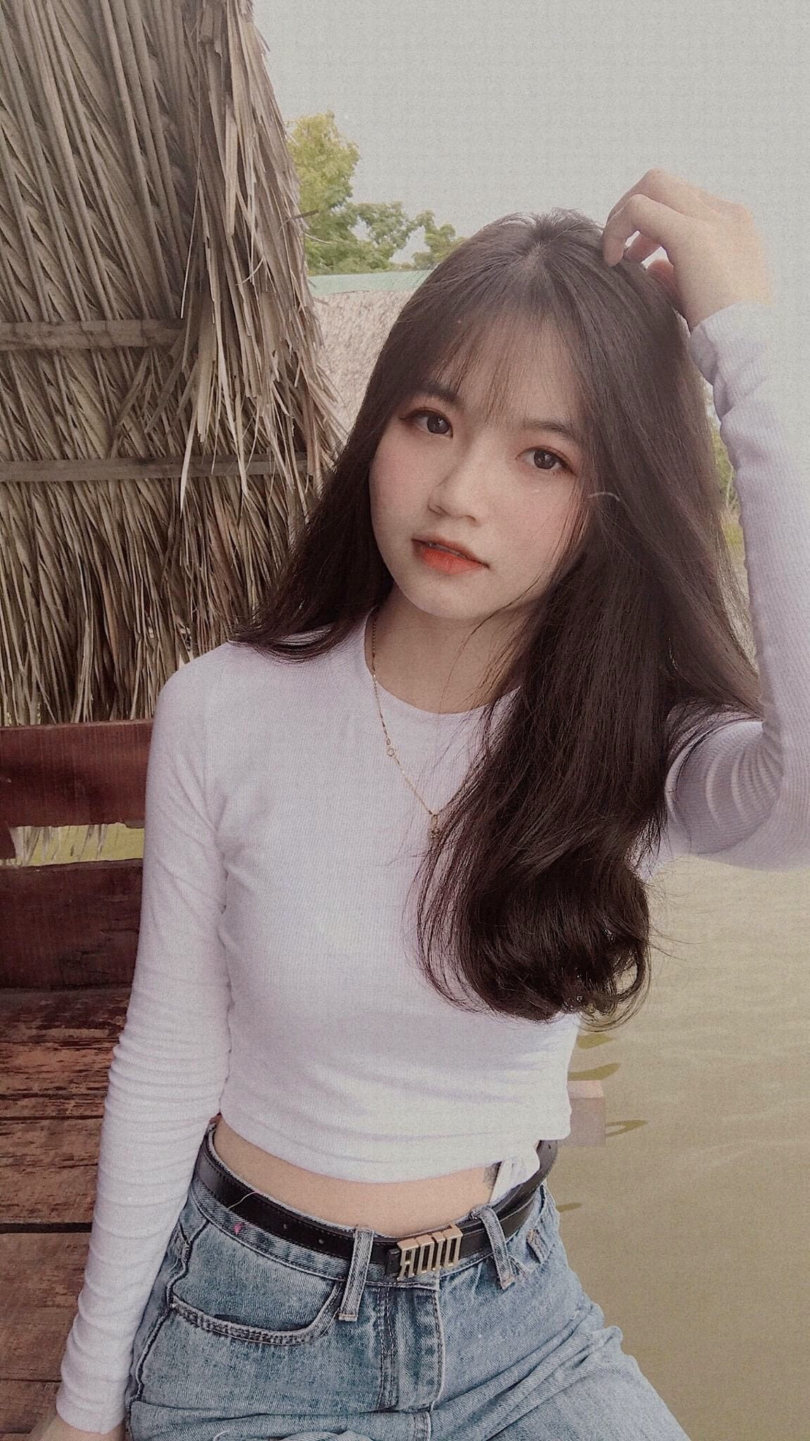 Nữ sinh Buôn Ma Thuột xinh đẹp, đam mê kinh doanh, muốn học trường ĐH Kinh tế TP.HCM ảnh 11