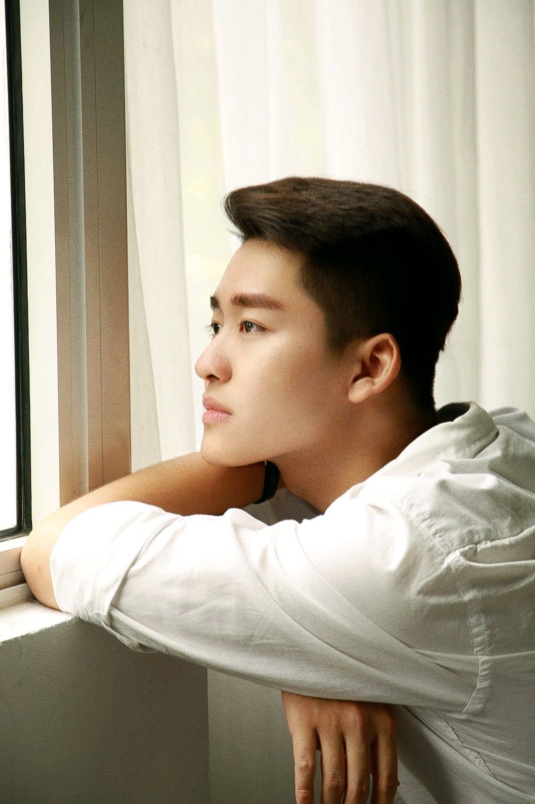 Từ một chàng trai hướng nội đến tự tin dẫn chương trình trước đám đông ảnh 15