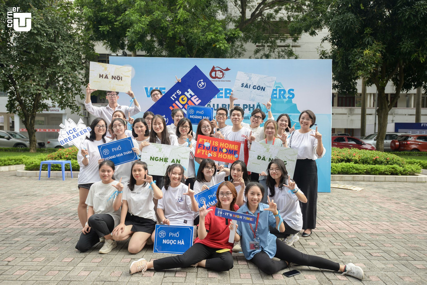 Thầy cô trường Đại học Ngoại thương “phá tan băng” cùng tân sinh viên ảnh 9