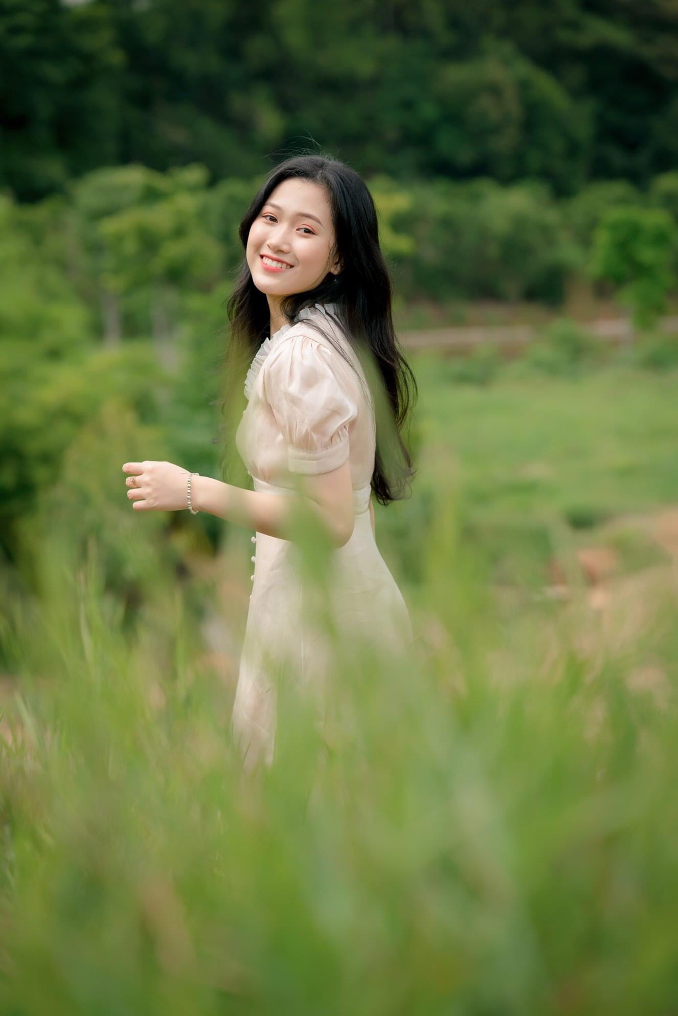 Mê mẩn với vẻ đẹp trong veo của tân sinh viên trường Đại học Thủy lợi ảnh 4