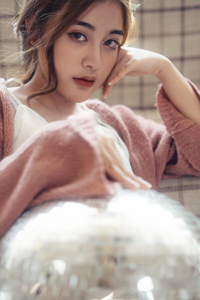 Vẻ đẹp lạnh lùng đầy cuốn hút của nữ sinh được mệnh danh “phù thủy make-up” ảnh 9