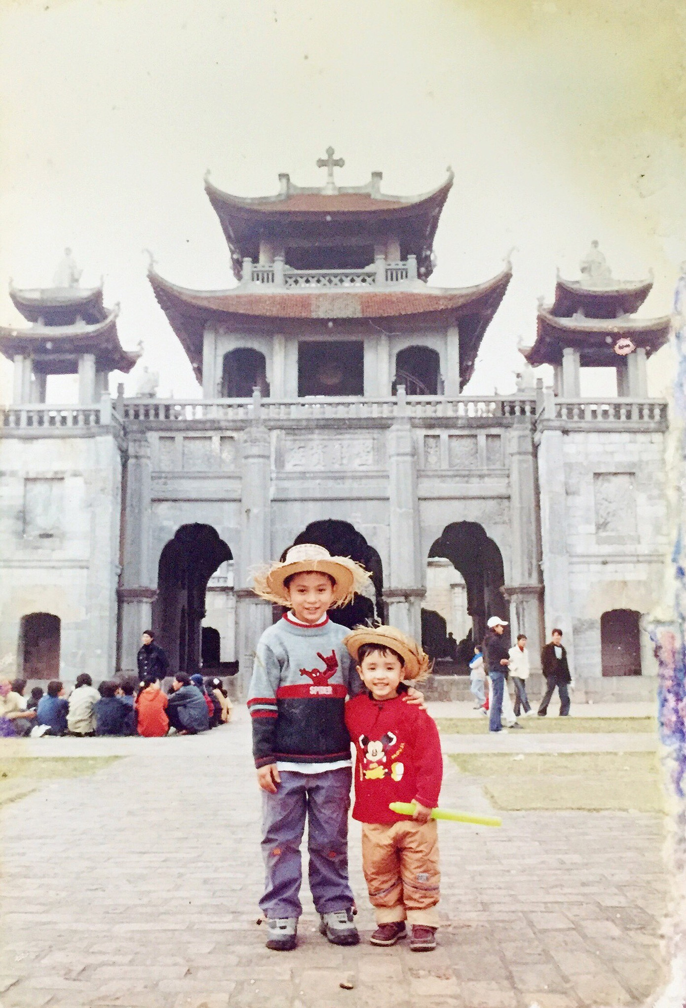 Ước muốn nhỏ nhoi của tôi là gia đình có thể đoàn tụ ảnh 14