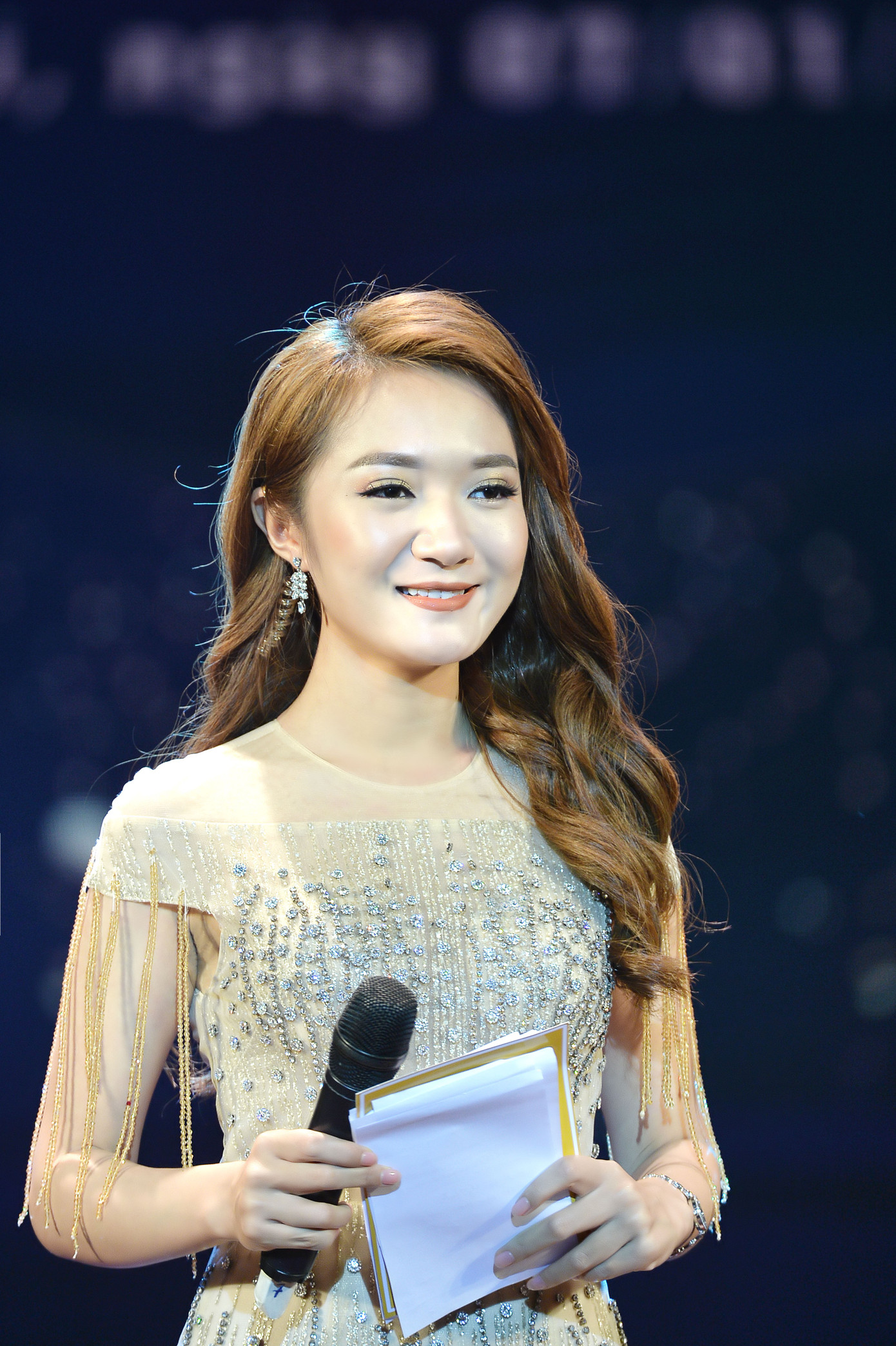 MC Trịnh Vân Anh: Những việc tôi làm tốt nhất hiện nay đều từng là sở đoản ảnh 8