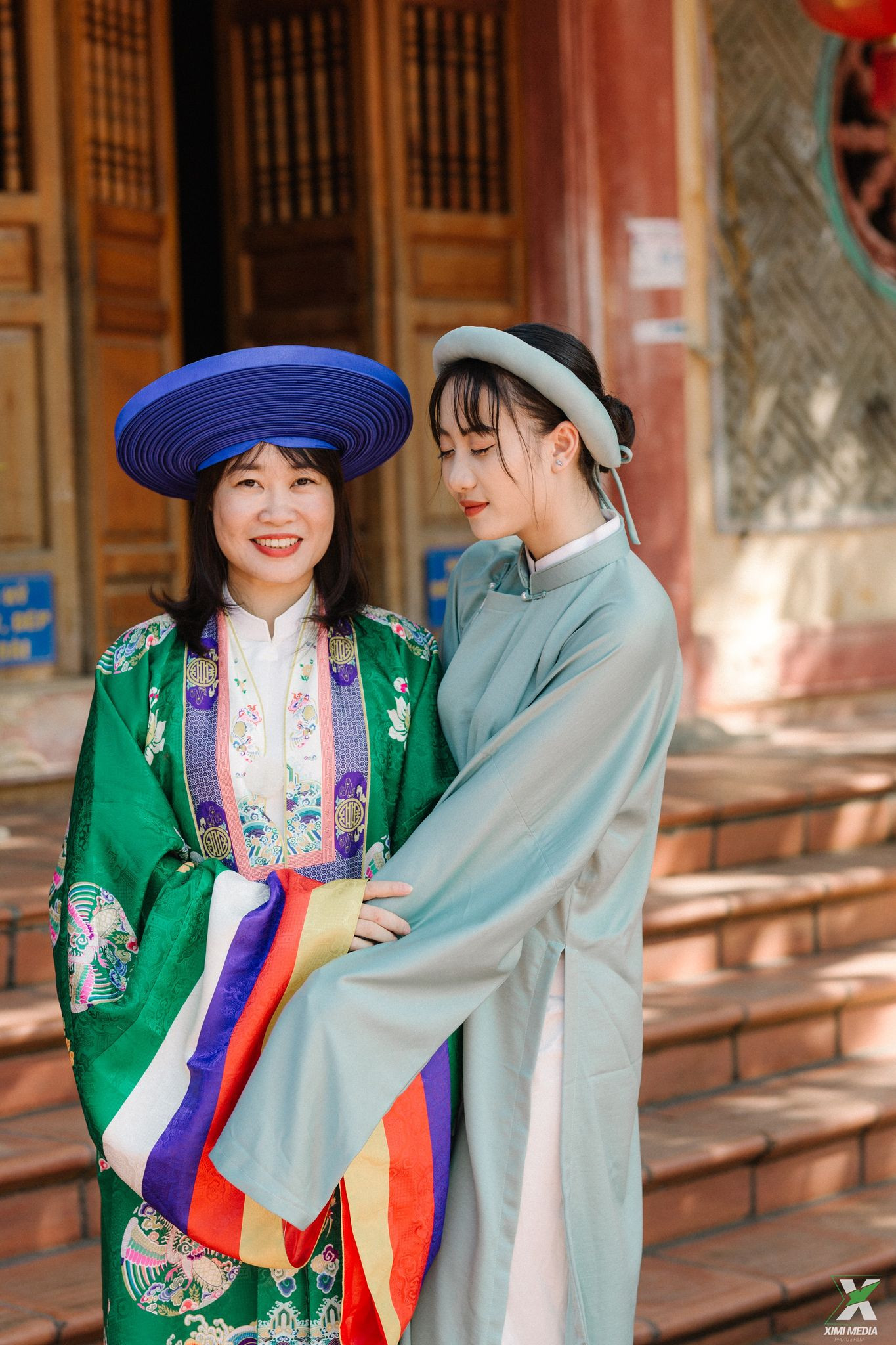 D2K61 Nguyễn Huệ: Ngược dòng thời gian với bộ ảnh kỷ yếu cổ phục Việt Nam ảnh 2