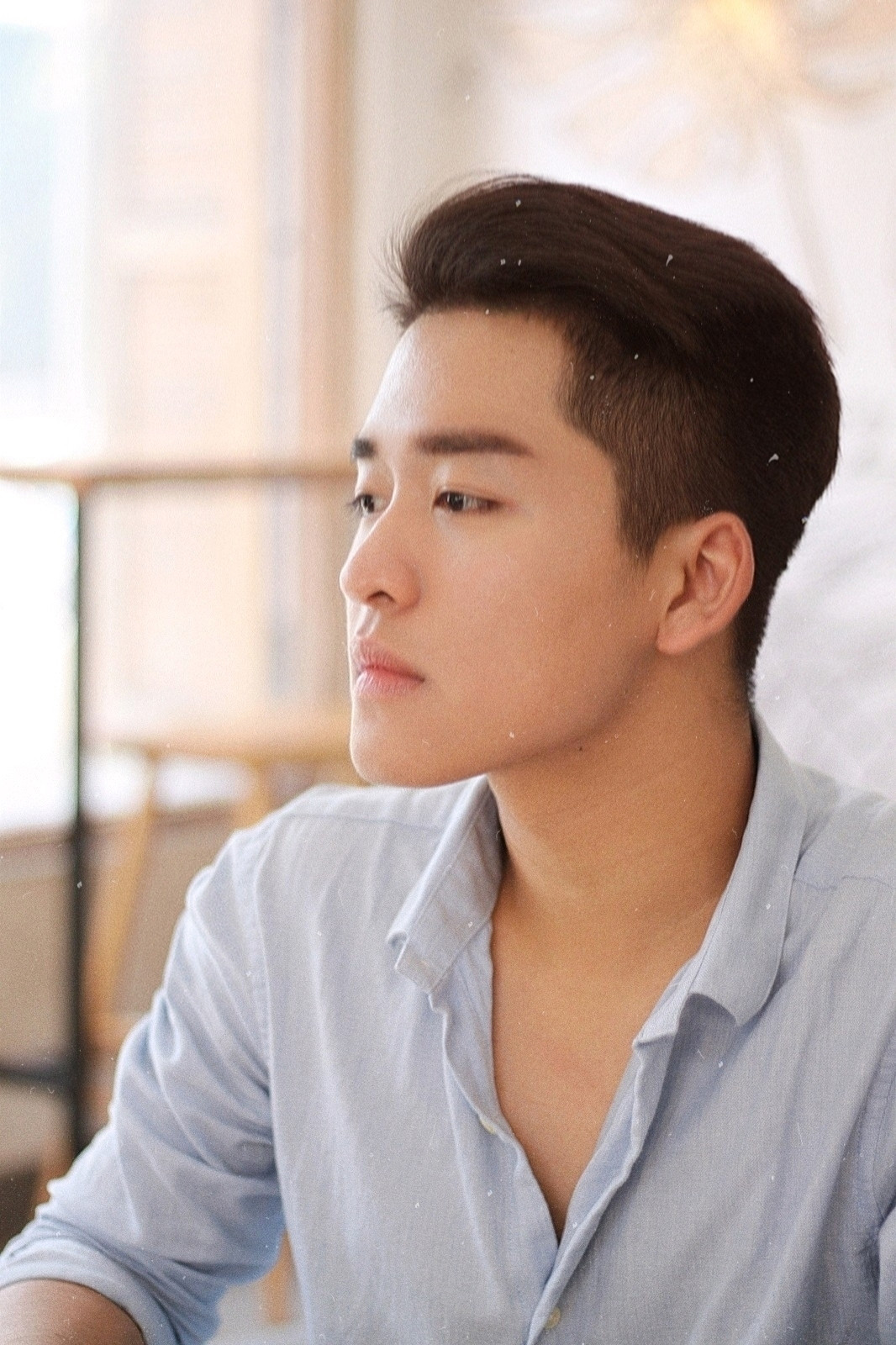 Từ một chàng trai hướng nội đến tự tin dẫn chương trình trước đám đông ảnh 13