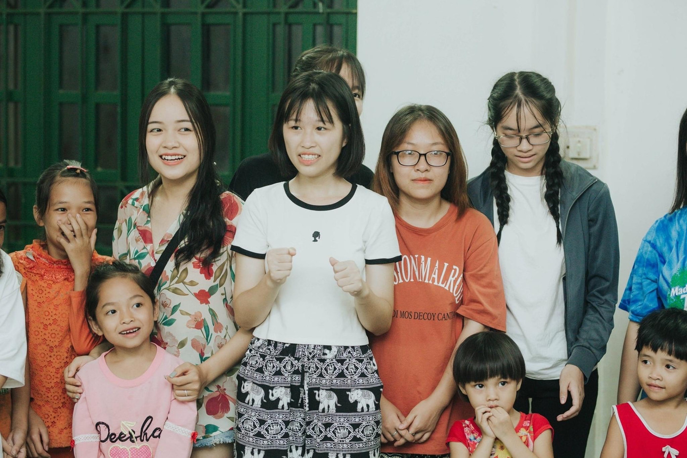 Mùa hè xanh tình nguyện của tuổi trẻ trường Đại học Thương Mại ảnh 20