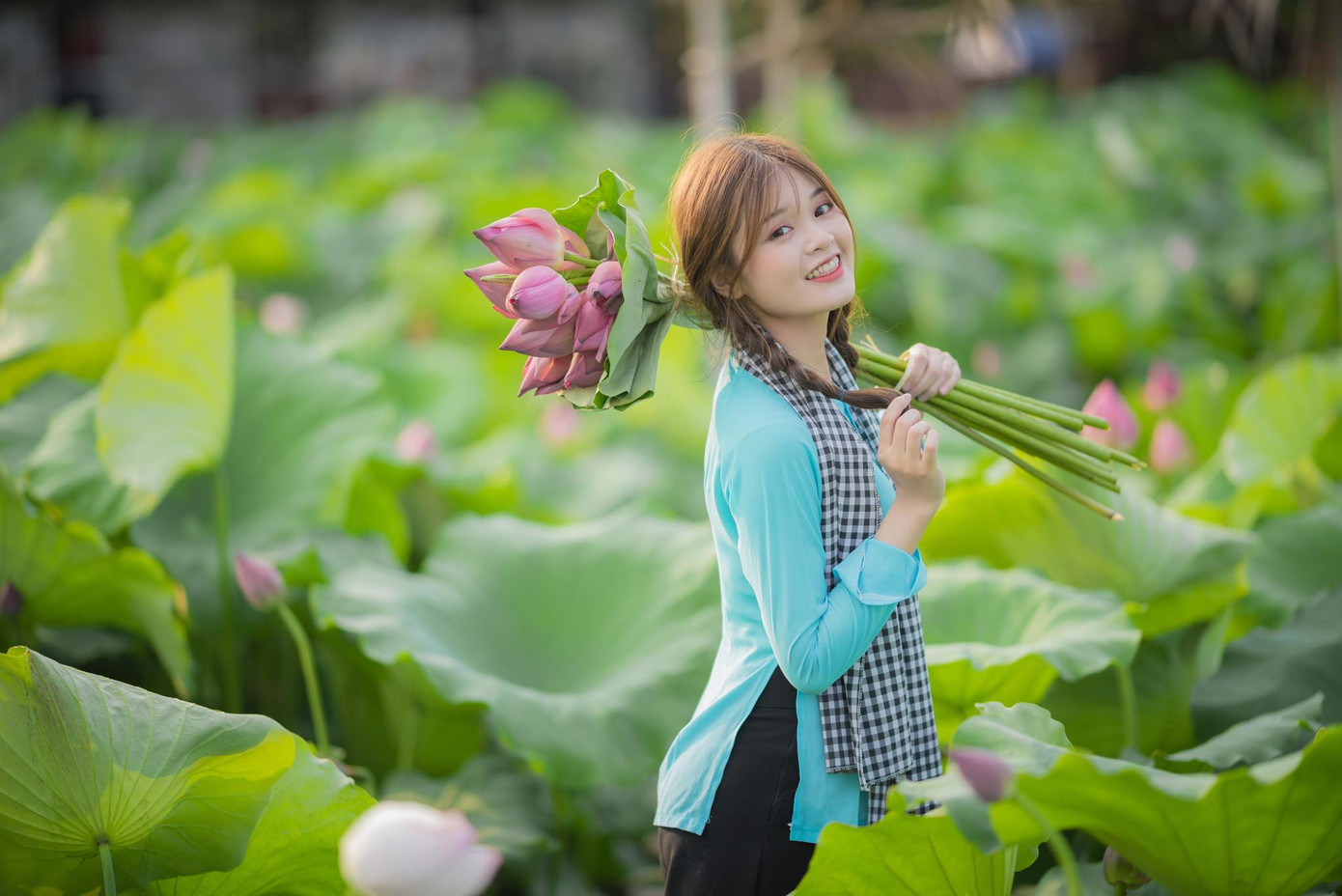 Nữ sinh ‘gây xao xuyến’ với nhan sắc ngọt ngào, ước mơ trở thành nhà báo ảnh 10