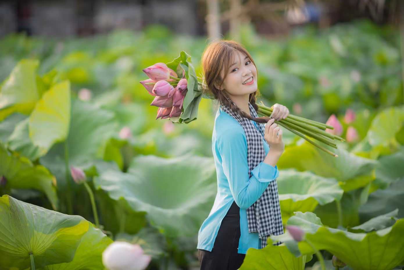 Nữ sinh ‘gây xao xuyến’ với nhan sắc ngọt ngào, ước mơ trở thành nhà báo ảnh 10