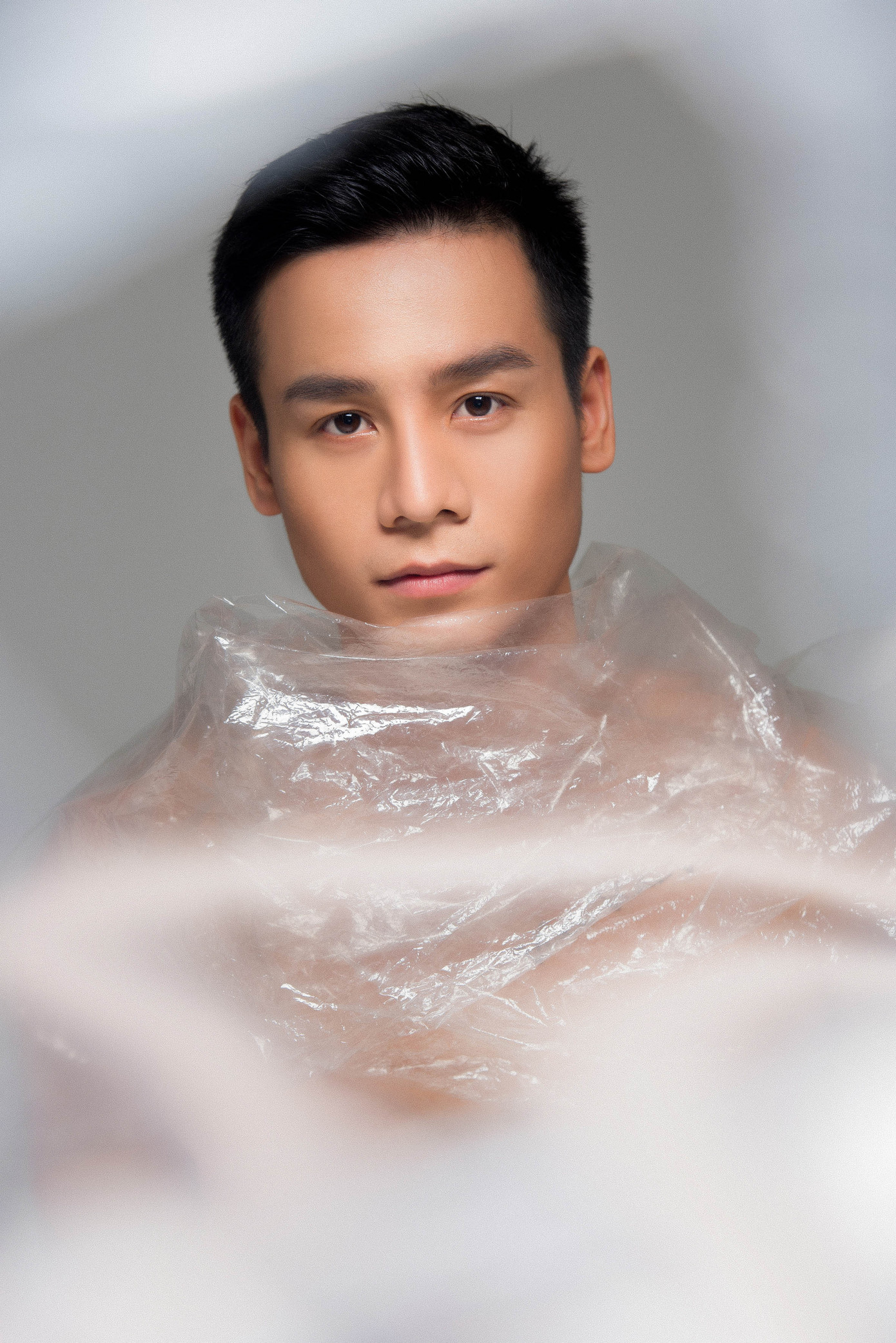 Nam vương Thế giới Cao Xuân Tài kêu gọi hạn chế sử dụng túi nilon qua bộ ảnh mới ảnh 3