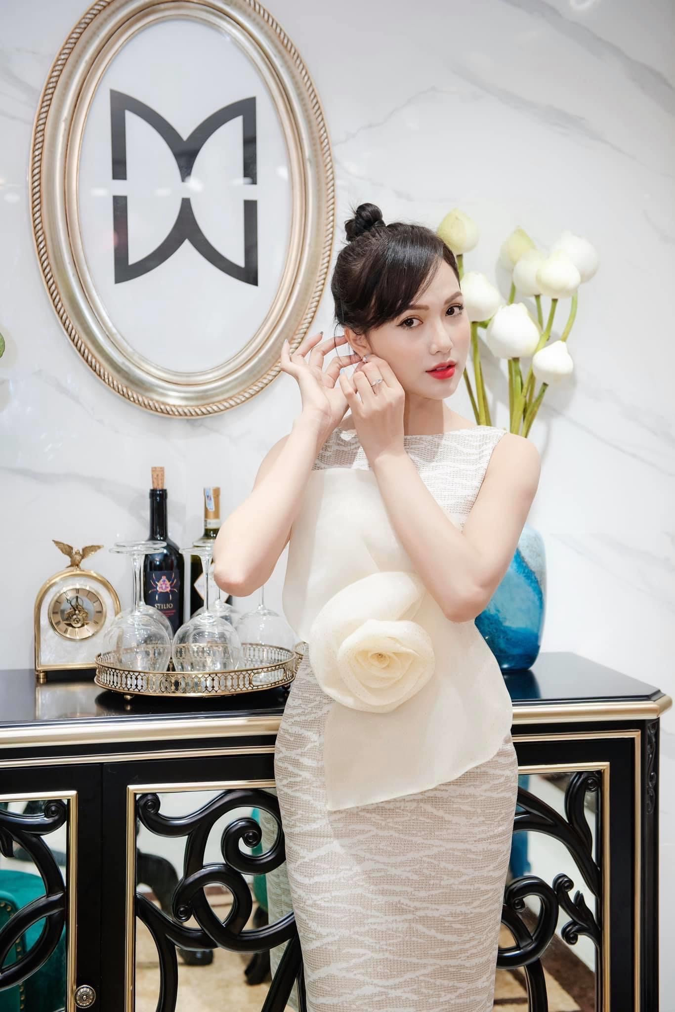 Hành trình đến với ước mơ của MC Hà Vũ ảnh 8