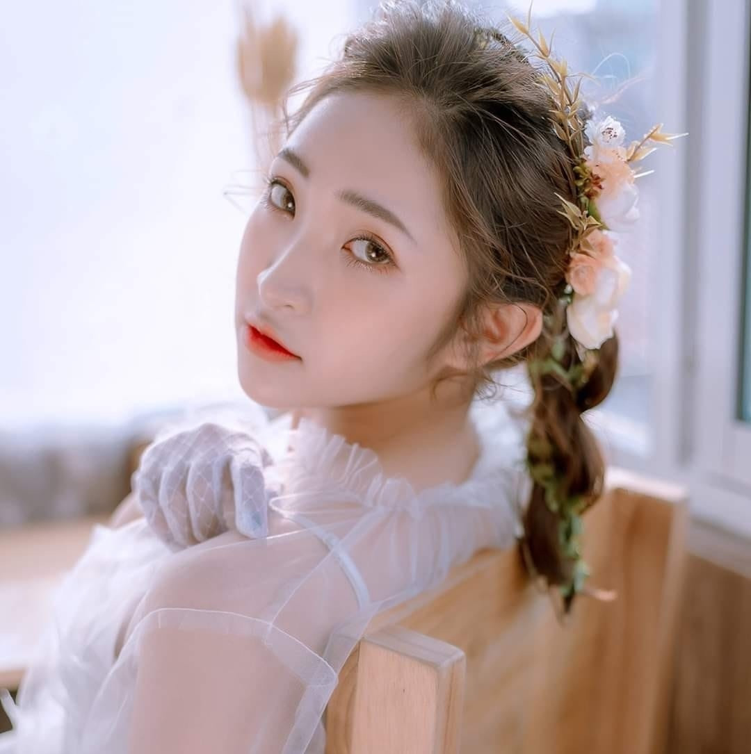 Nữ sinh học giỏi, hát hay, có khuôn mặt đẹp ảnh 9