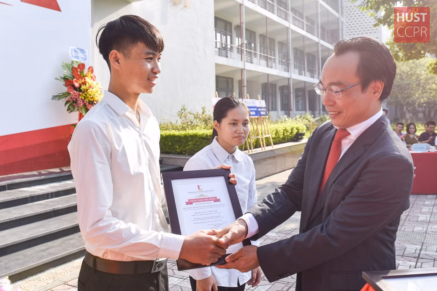 Nam thủ khoa đại học khối A 2019 nhắn nhủ gì tới đàn em chuẩn bị thi THPT 2020? ảnh 1