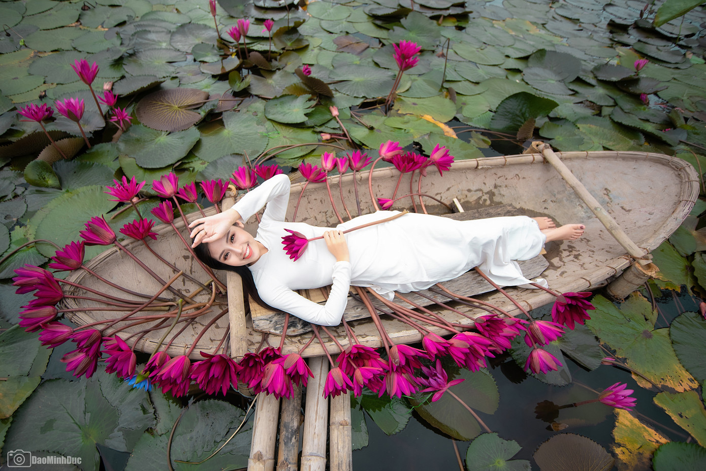 Hot girl Thủy Lợi “đốn tim” dân mạng với bộ ảnh áo dài trắng tinh khôi ảnh 12