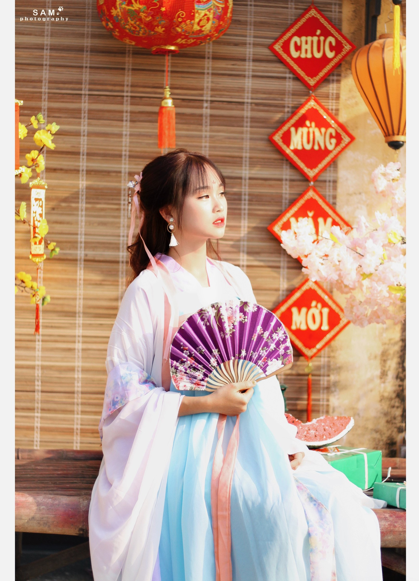 Vẻ đẹp chuẩn Hàn Quốc của nữ sinh trường ĐH Kinh doanh và Công nghệ Hà Nội ảnh 9