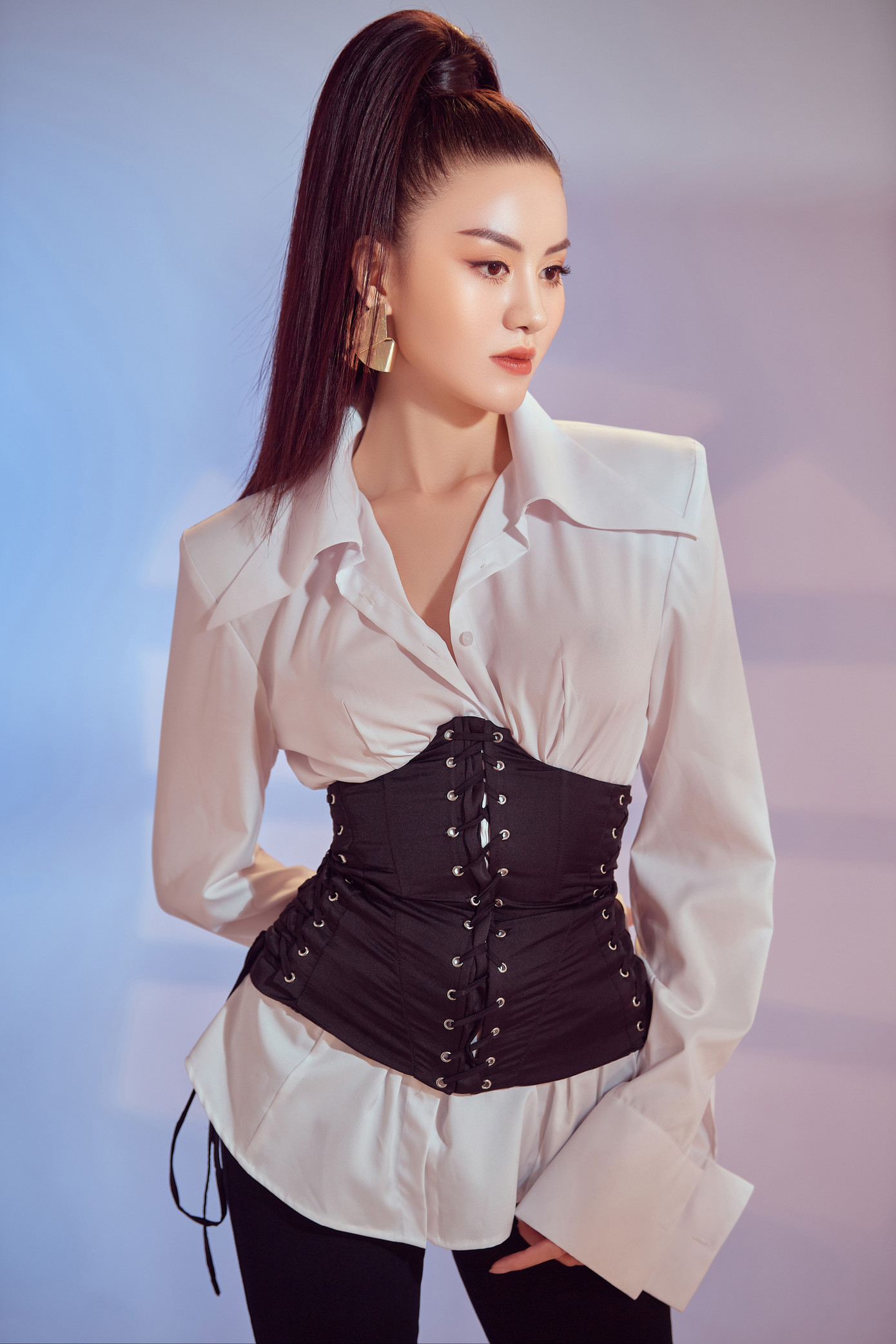 Hành trình không biết mệt mỏi của hotgirl xứ Thanh ảnh 5