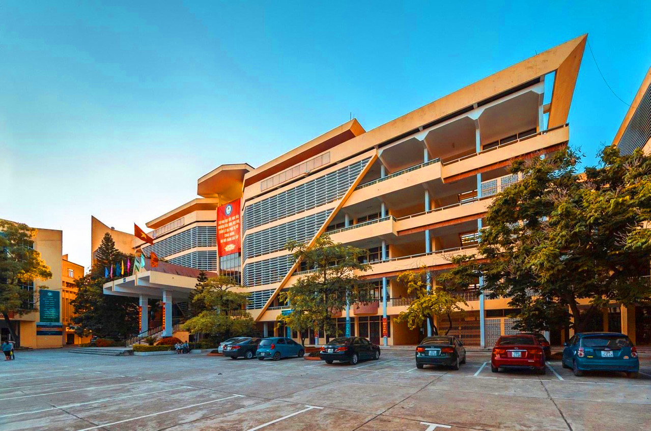 Đến Học viện Tài chính, bạn học tập như thế nào? ảnh 19