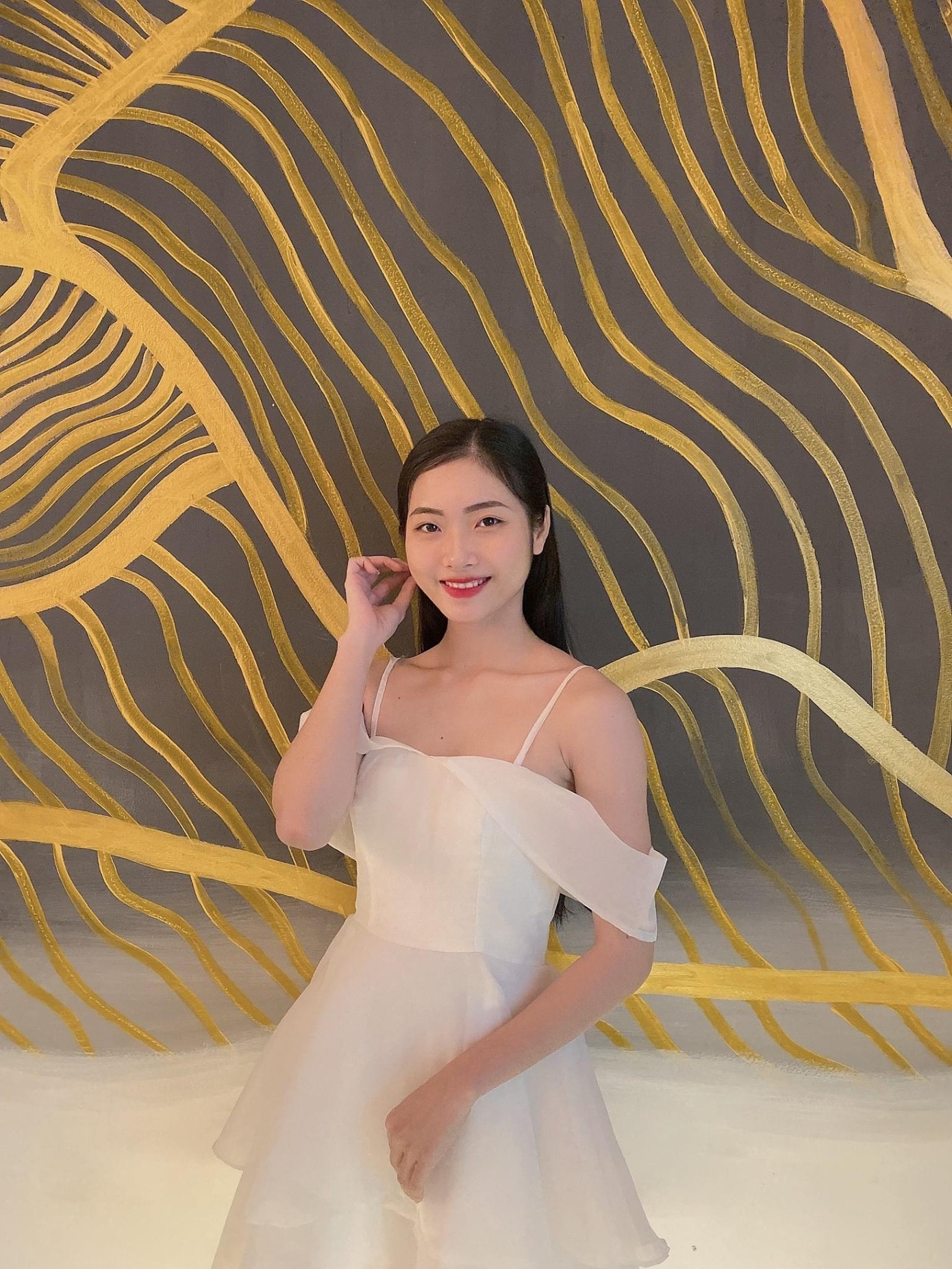 Nữ sinh Quảng Bình đam mê tận cùng với nghề múa ảnh 3