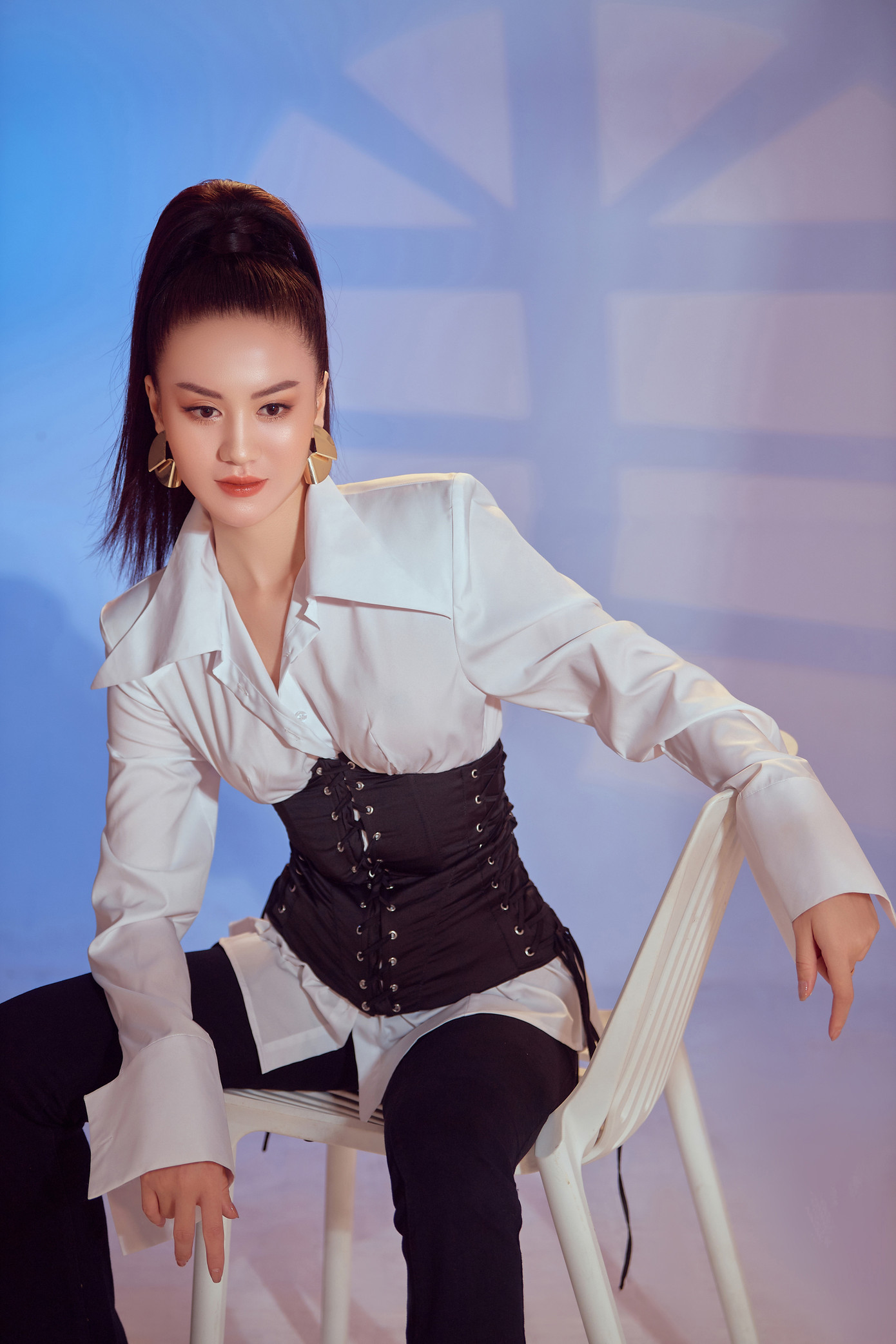 Hành trình không biết mệt mỏi của hotgirl xứ Thanh ảnh 4