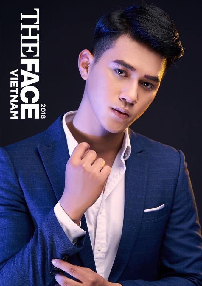 Nam sinh Tài chính Ngân hàng là Đảng viên, có thành tích học xuất sắc, thích làm người mẫu ảnh 1