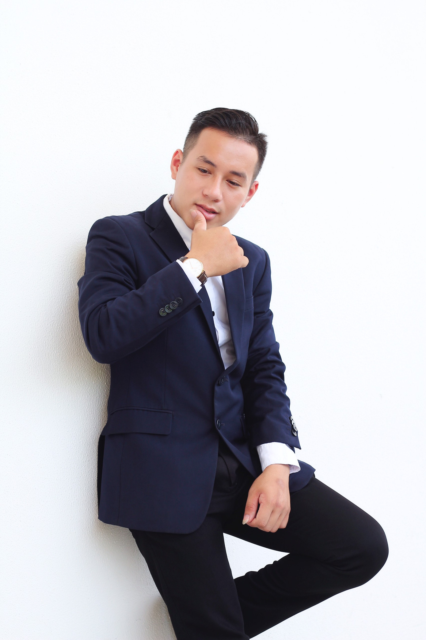 Hot boy đất Tổ toả sáng trên giảng đường đại học ảnh 3