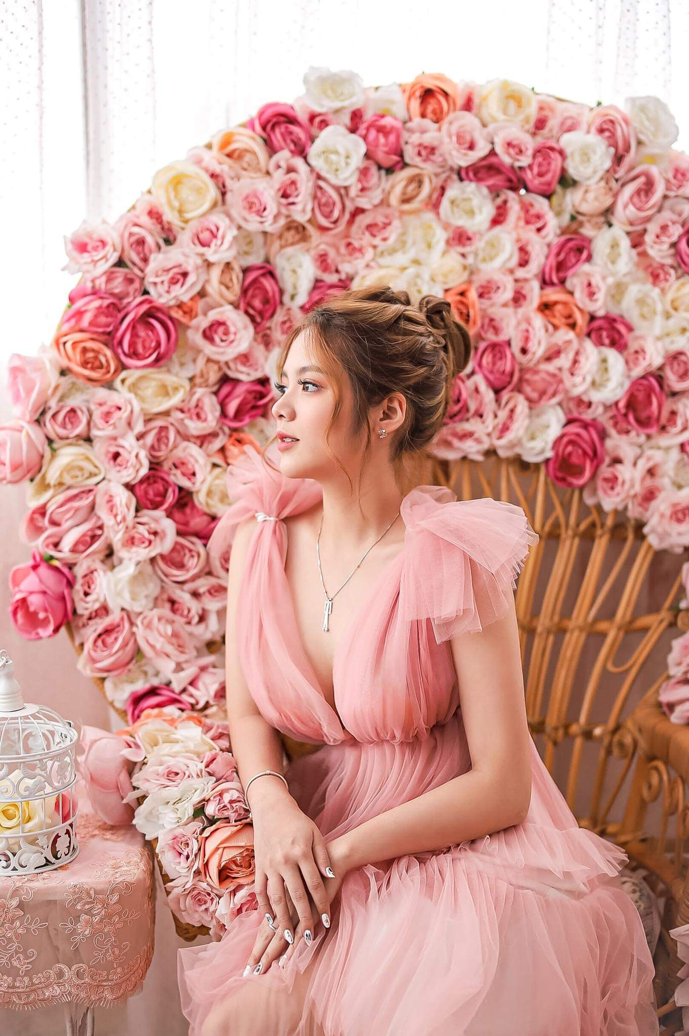 Ngắm nhìn bộ ảnh đẹp như công chúa của nữ sinh Đại học Công nghiệp TP.HCM ảnh 2