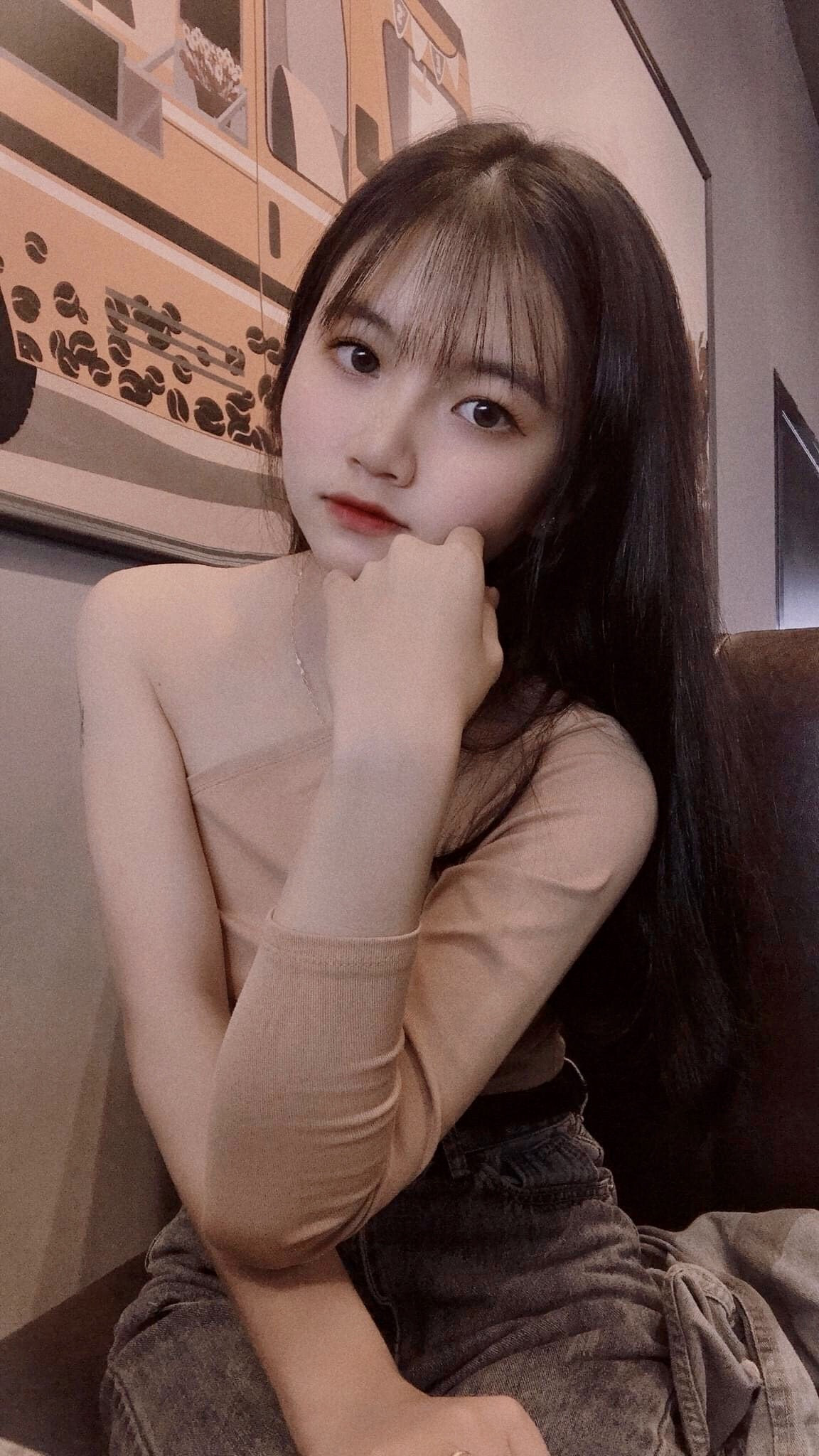 Nữ sinh Buôn Ma Thuột xinh đẹp, đam mê kinh doanh, muốn học trường ĐH Kinh tế TP.HCM ảnh 10