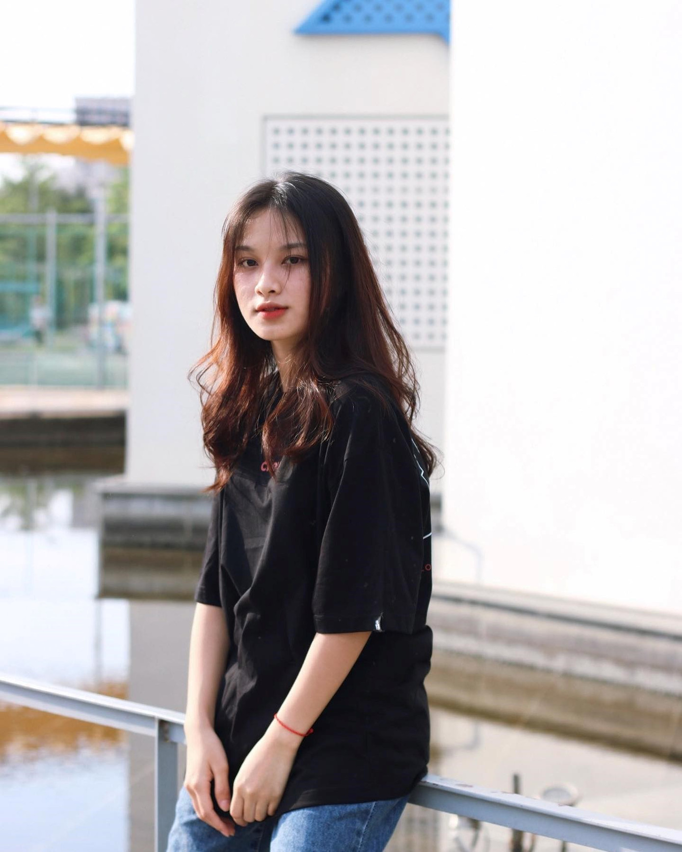 Vẻ đẹp tỏa sáng của nữ sinh đến từ miền đất đỏ bazan ảnh 10