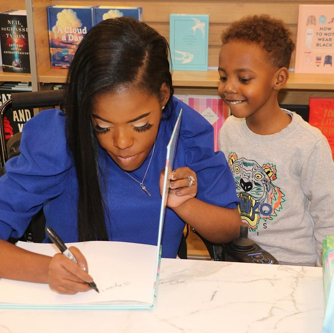 Năng lượng tích cực của cô hoa hậu từng bị nói ‘không thể sống quá 3 ngày’ ảnh 6