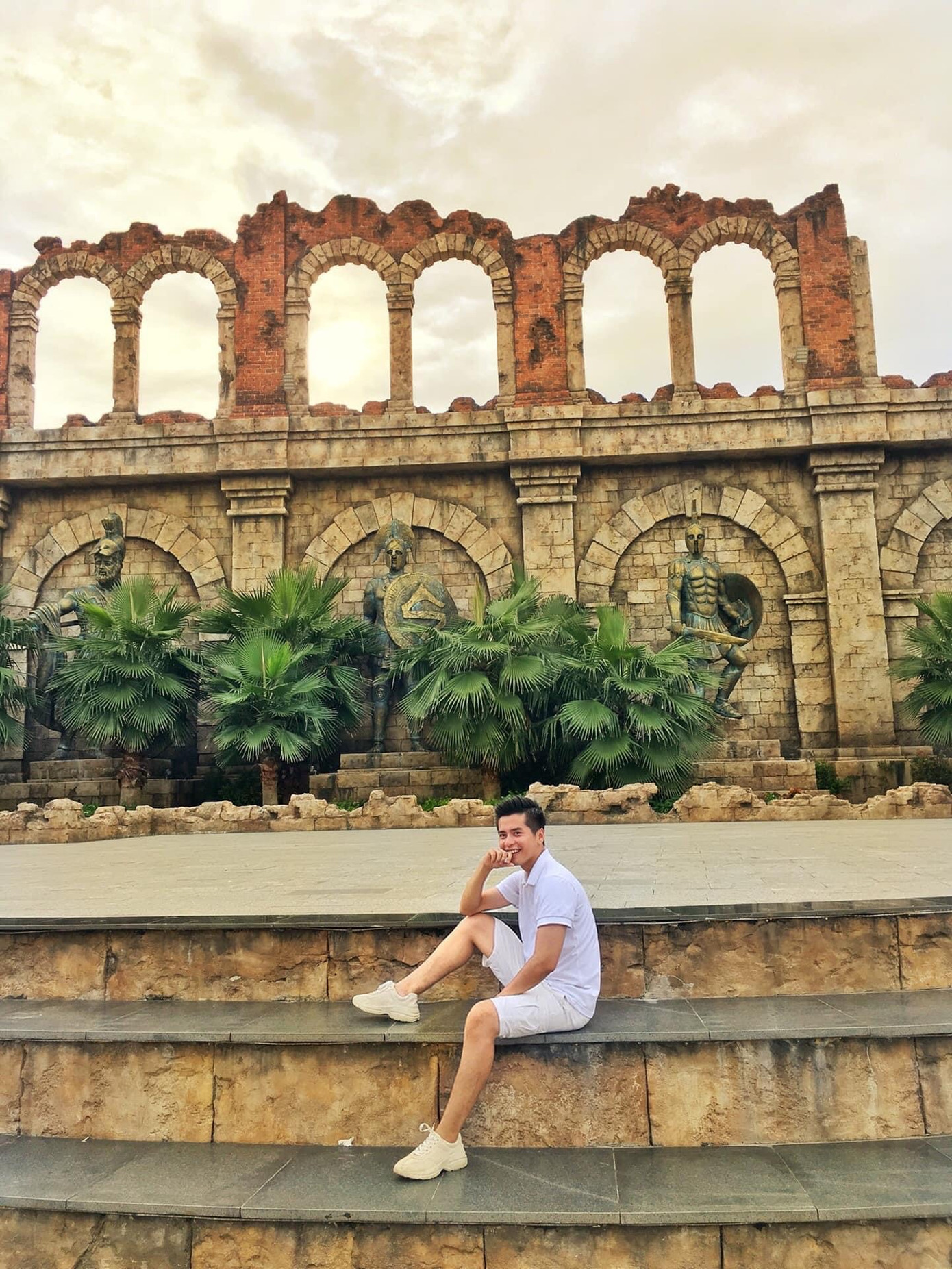 Bí quyết để một người thiếu tự tin trở thành MC chuyên nghiệp ảnh 14