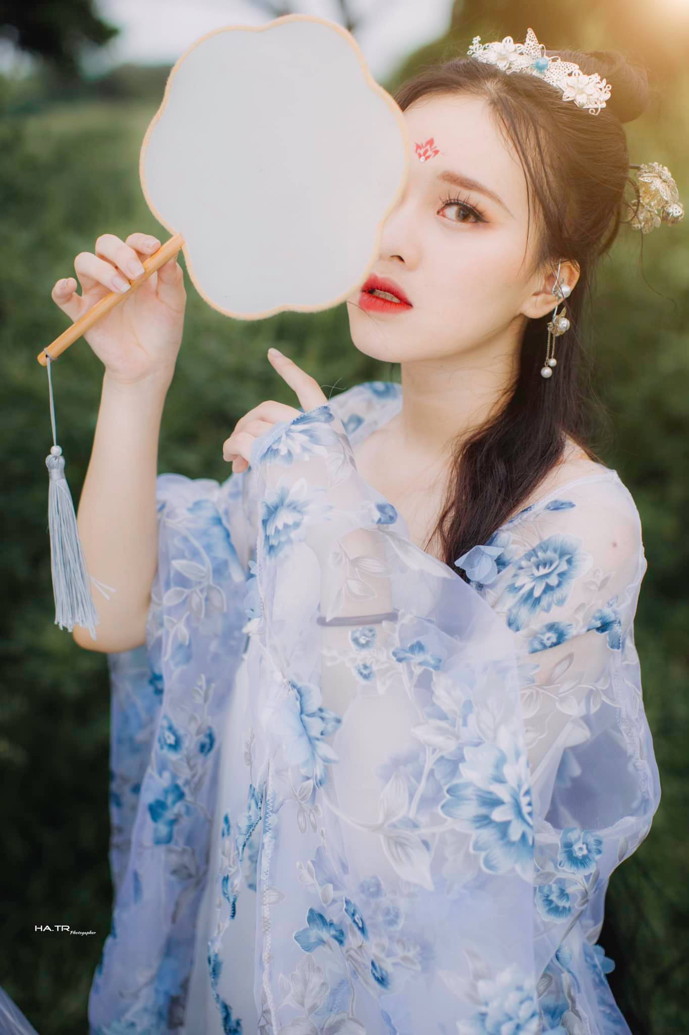 Hot Tiktoker Ngoại thương đa tài mê tình nguyện: Cháy bỏng ước mơ làm tiếp viên hàng không ảnh 7