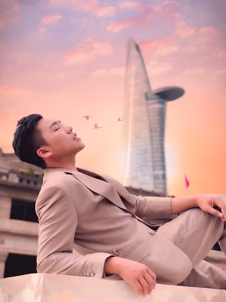 Nhà văn 9X Sơn Paris: “Sự tự tin sẽ giúp bạn sống tích cực hơn” ảnh 4