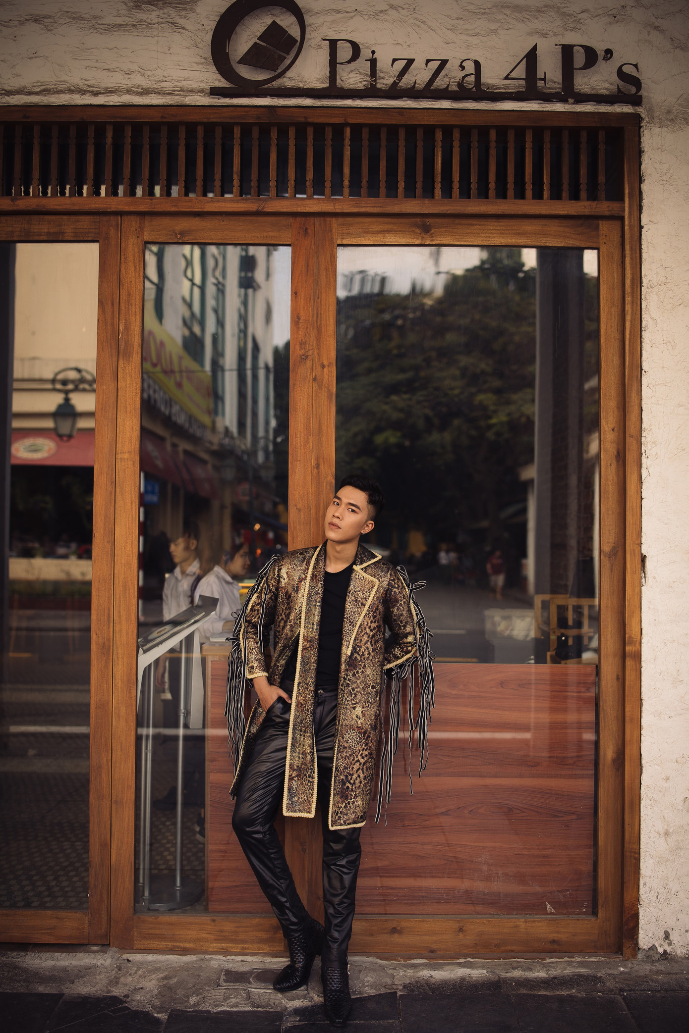 Ước mơ trở thành người mẫu chuyên nghiệp của chàng sinh viên báo chí truyền thông ảnh 9