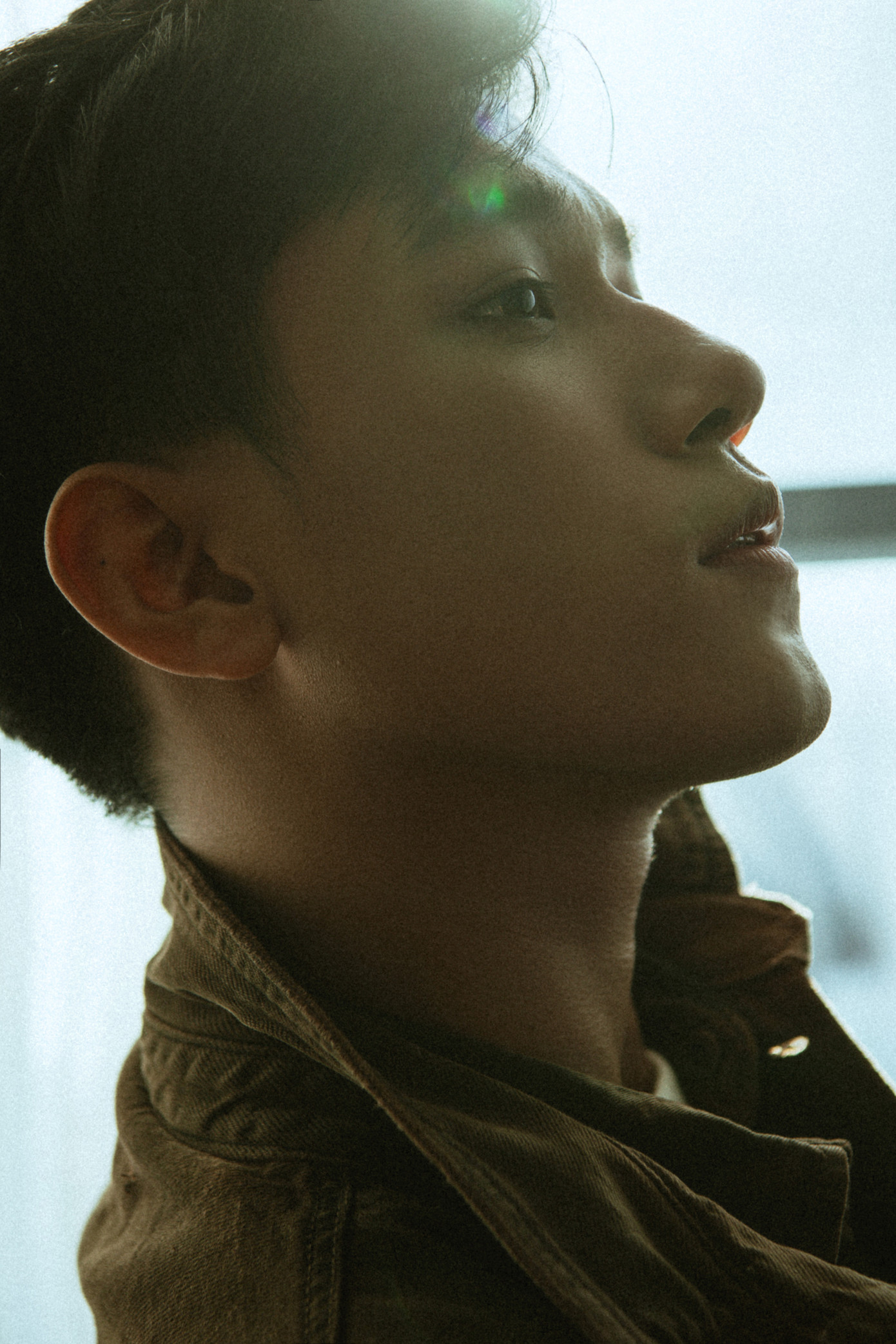 Nam sinh Tài chính Ngân hàng là Đảng viên, có thành tích học xuất sắc, thích làm người mẫu ảnh 3