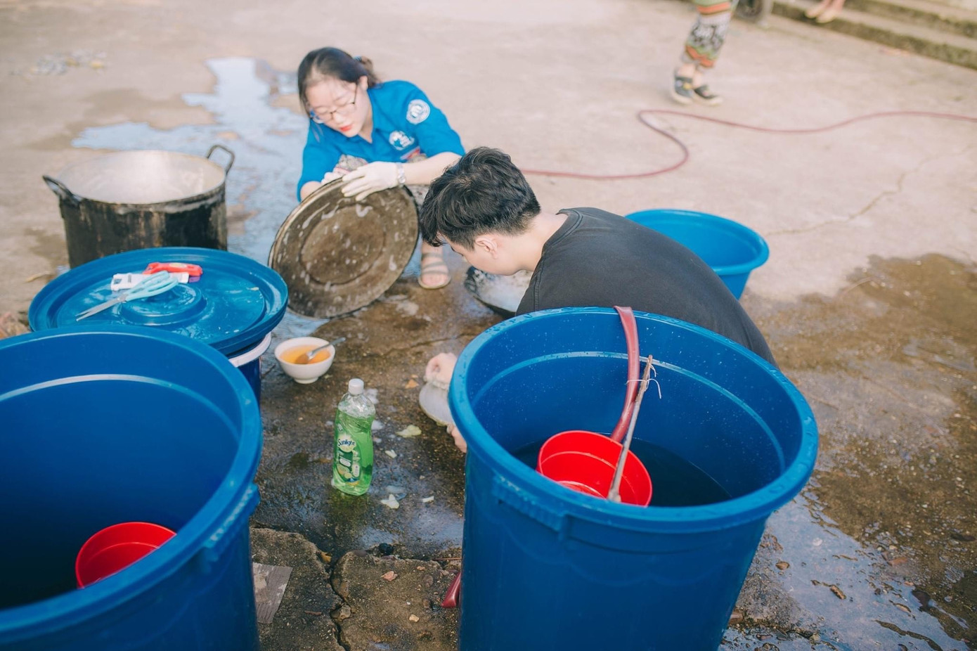 Mùa hè xanh tình nguyện của tuổi trẻ trường Đại học Thương Mại ảnh 25